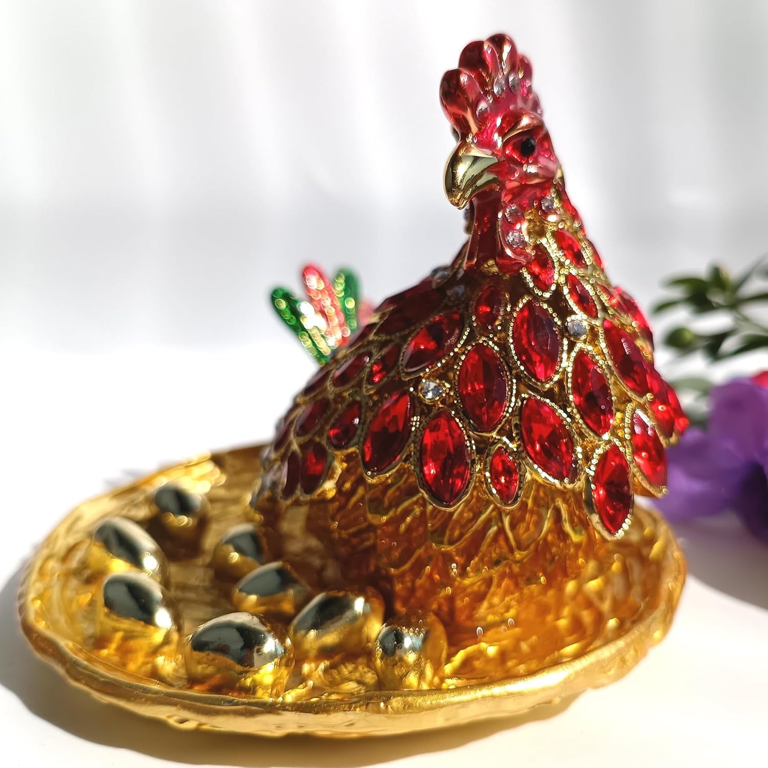 Enamel Vintage Hen & Egg Jewelry Trinket Box Hand Painted Hen Ornamental For Home & Office Decor Collectable Decorative Hen Figure