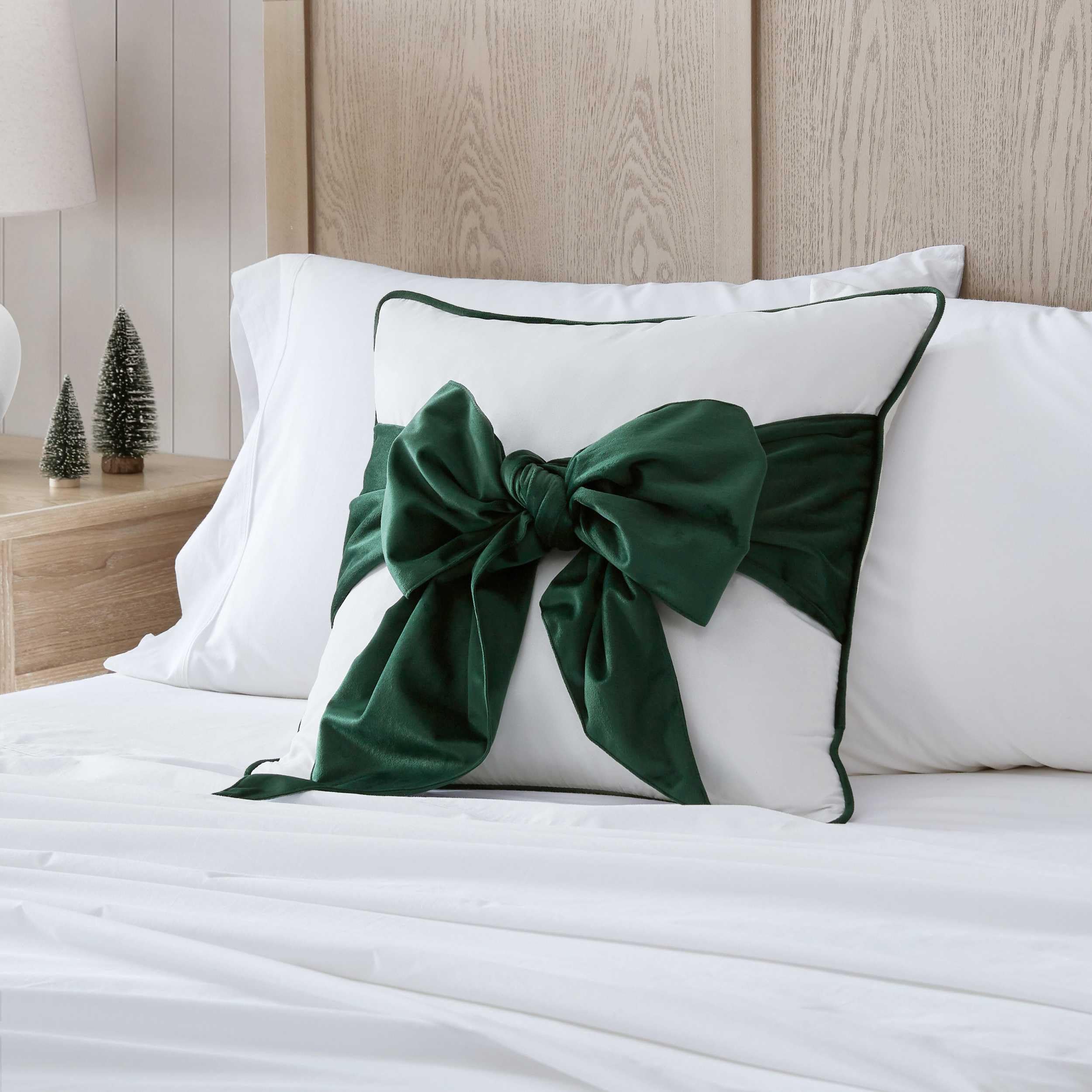 martha stewart - decorative pillow, square throw pillow with hidden zipper closure, oversized accent cushion for bed or couch (bedford bow green, 20" x 20")