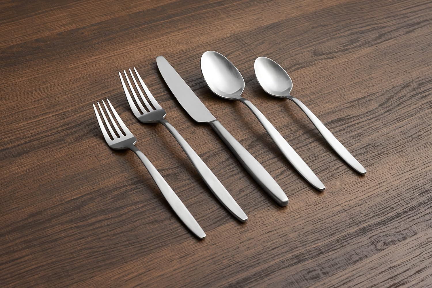 Cambridge 403820CNW12R Nylah 20-Piece Flatware Set