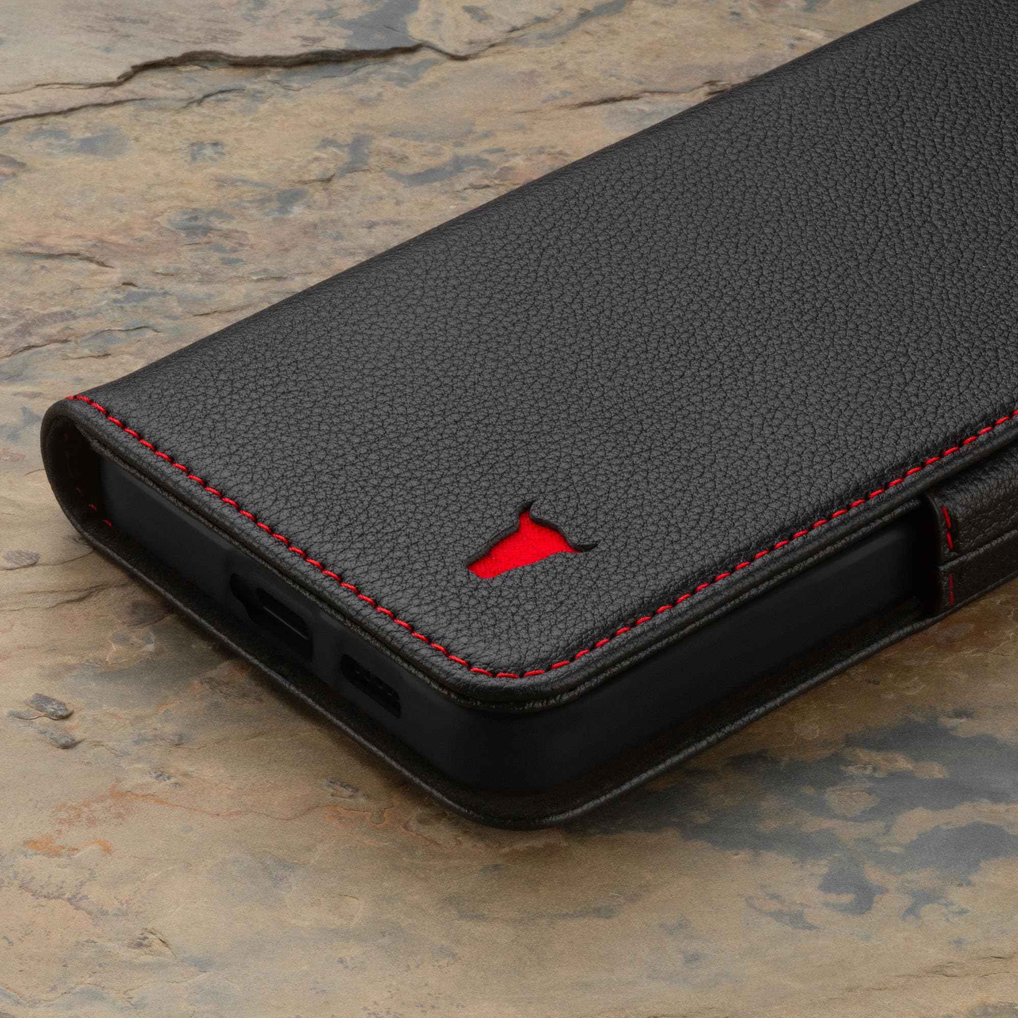TORRO Custodia Compatibile con Samsung Galaxy S24+ Plus 5G – Custodia a Portafoglio in Pelle Premium con Cavalletto e Slot per Carte (Nero con dettaglio Rosso)