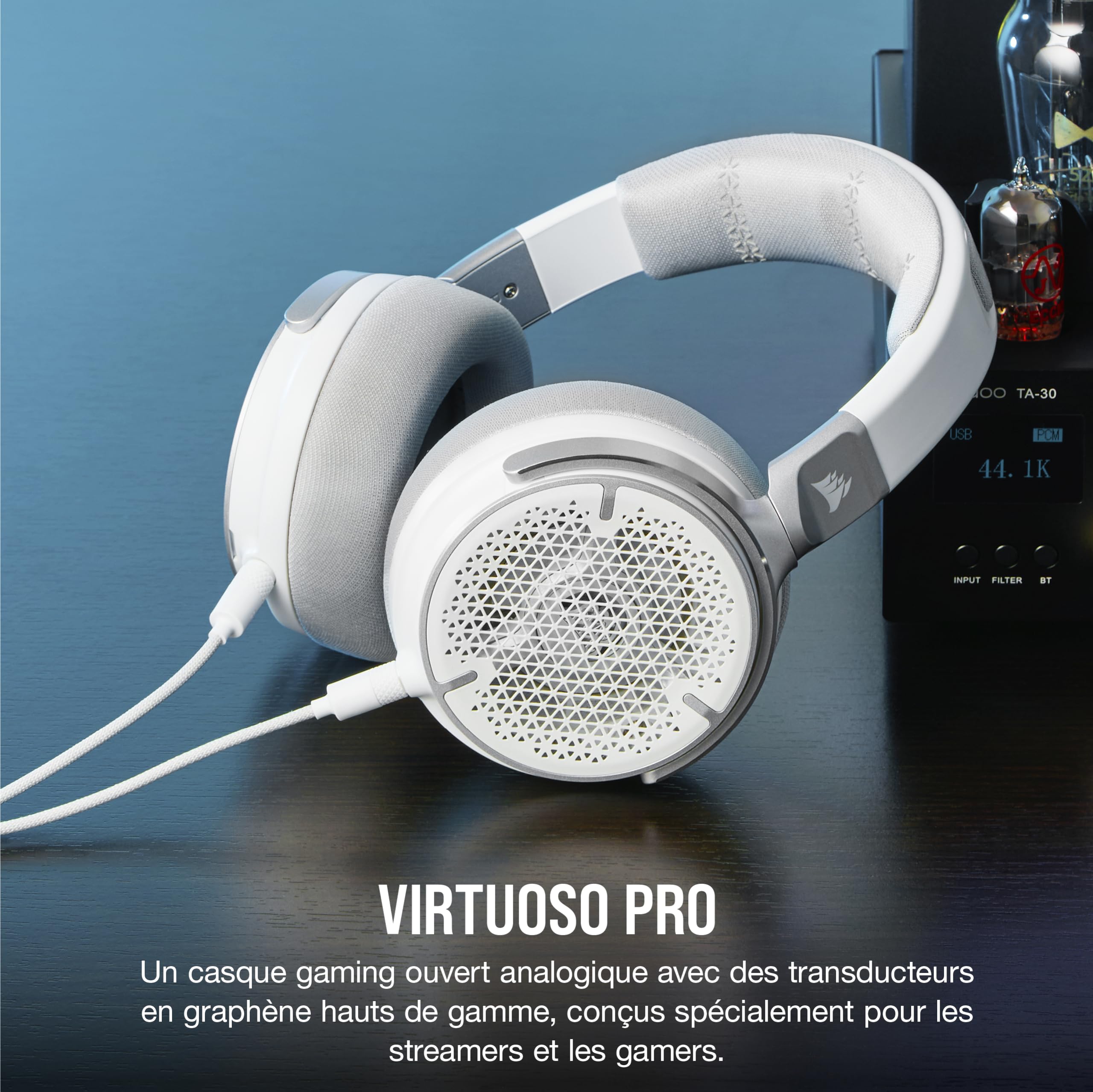 Corsair Virtuoso Pro Casque de Jeu Ouvert Filaire - Microphone Unidirectionnel Détachable - Conducteurs en Graphène de 50 mm - Réponse en Fréquence 20Hz-40 kHz - Blanc