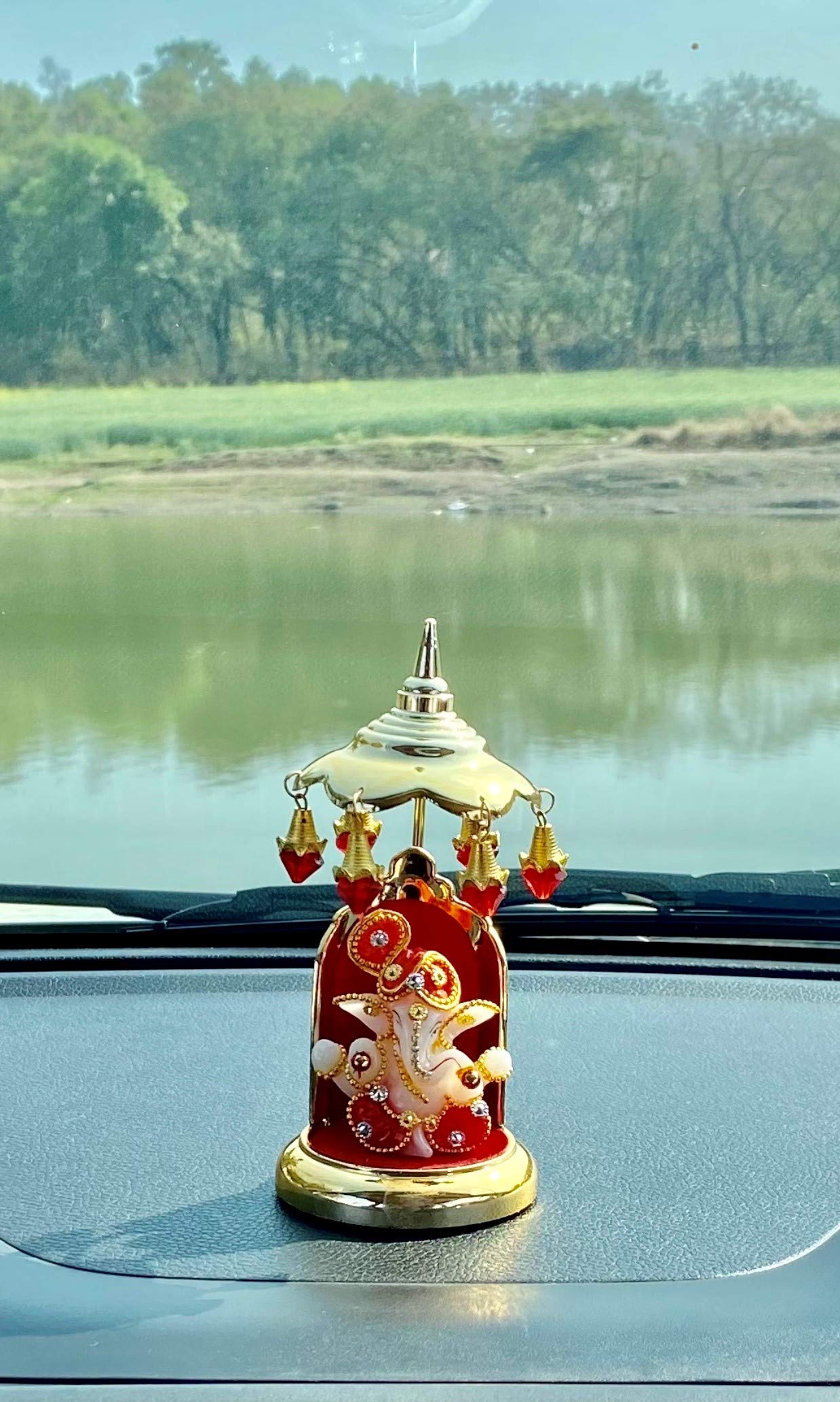 HR Enterprises 103P, Lord Ganesha Idols for Home Decor, Ganesha Idol for car Dashboard, Ganesh ji ki murti, ganpati,Statue for Living Room,Ganesha showpiece,showpieces,Umbrella for Idol 3
