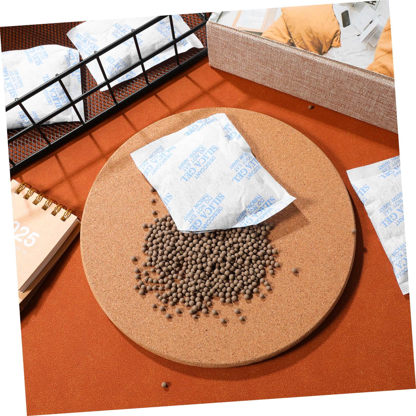 Paquetes Desecantes de Gel de Sílice para Almacenamiento, 30 Bolsas de 50g en Tela No Tejida, Absorbentes de Humedad para Armarios y Electrónica | Absorción Elevada, Uso Sencillo, para Ropa y Alimentos, Armarios y Coches