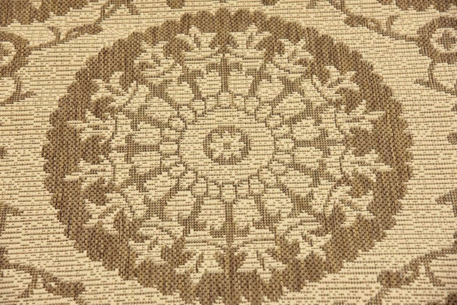 Unique Loom Outdoor Botanical Collection Area Rug - Medallion (2' 2" x 6' 1" Runner, Brown/ Beige)
