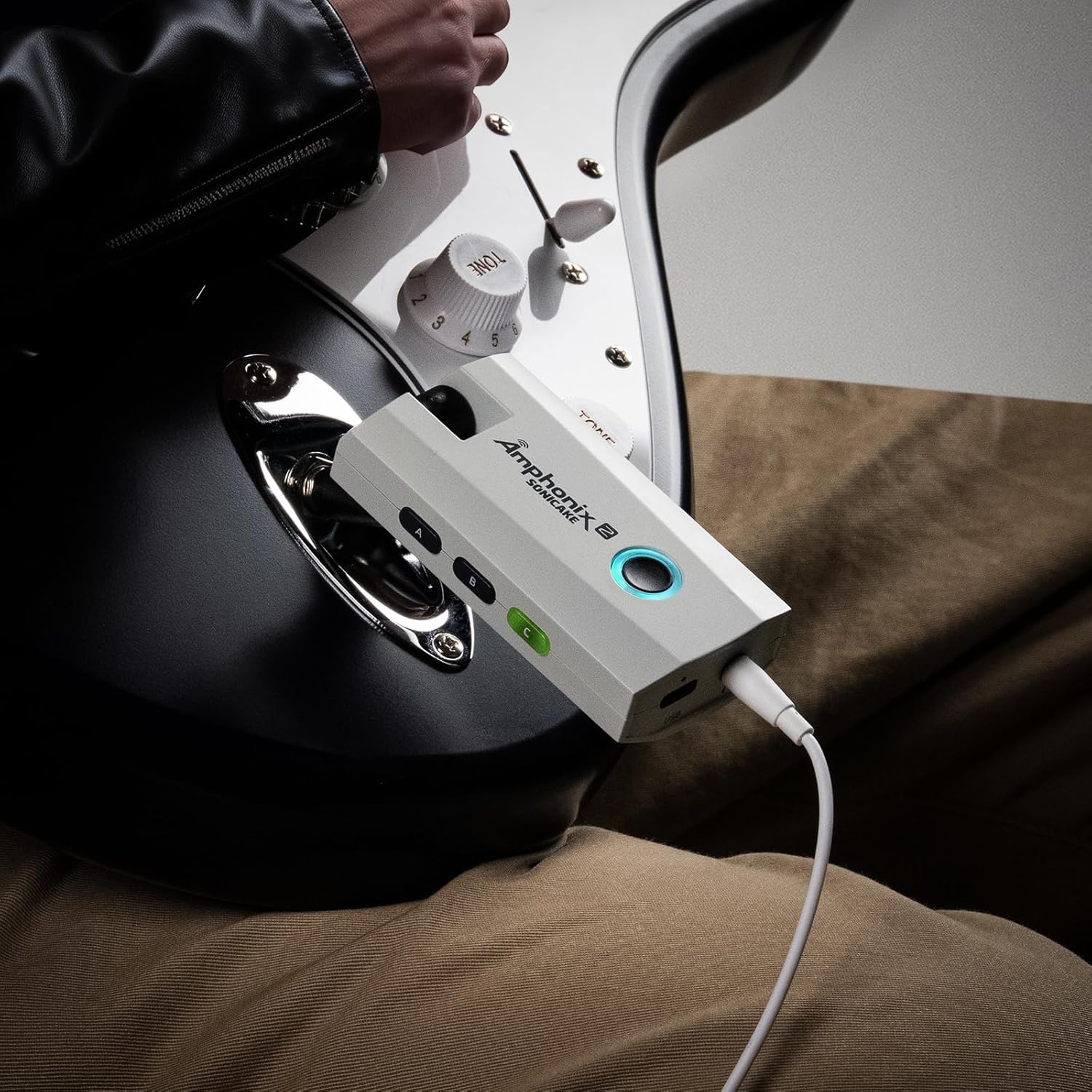 SONICAKE Guitar Headphone Amp - 50 Factory Presets, 9 Effect Modules, App Control, USB Audio Recording, Rechargeable Portable Electric Guitar Amplifier for Home Practice & Performance, Amphonix 2