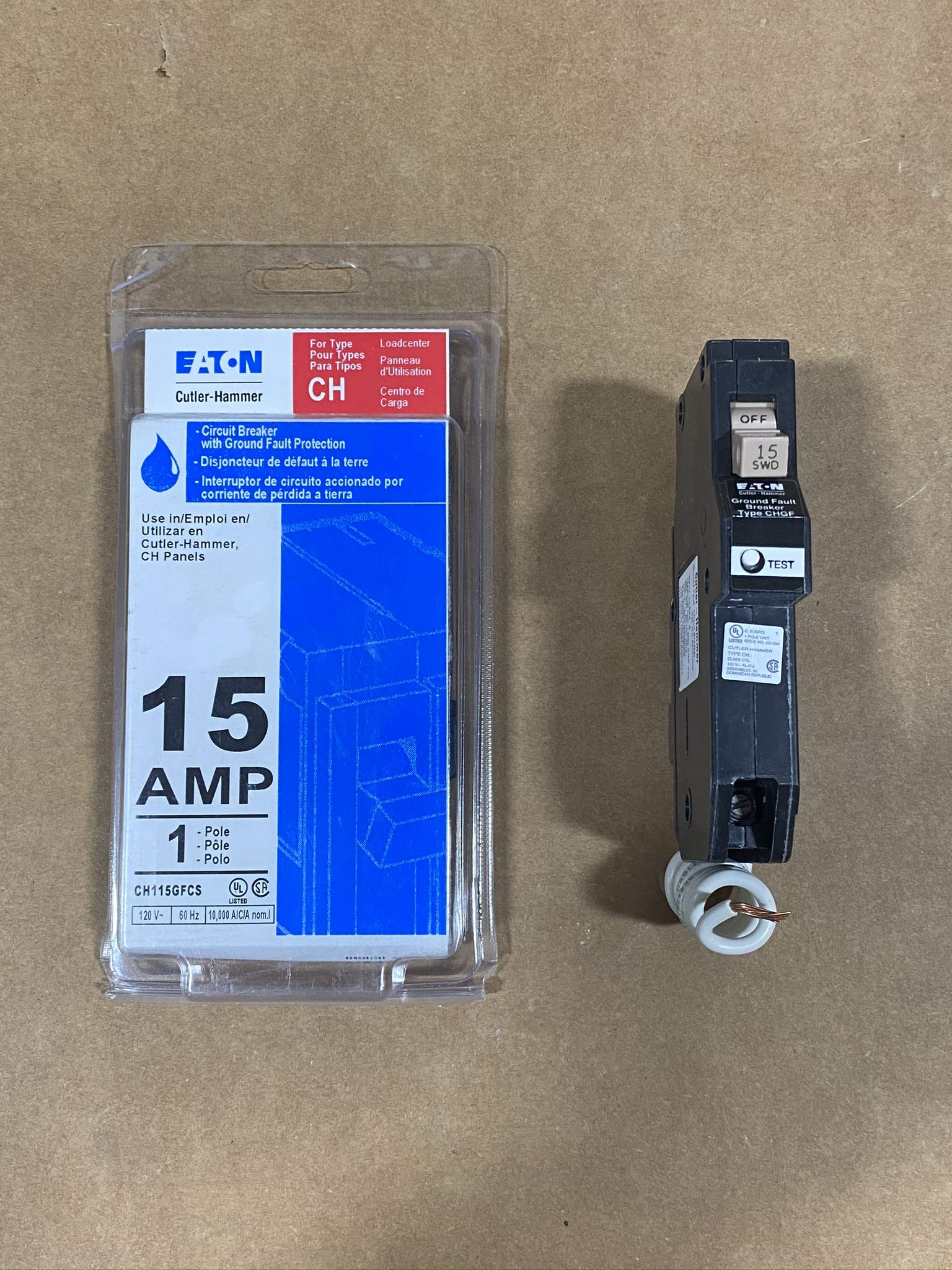 Eaton Cutler-Hammer CH115GF 1 Pole 15 Amp GFCI Panel Mount Circuit Breaker