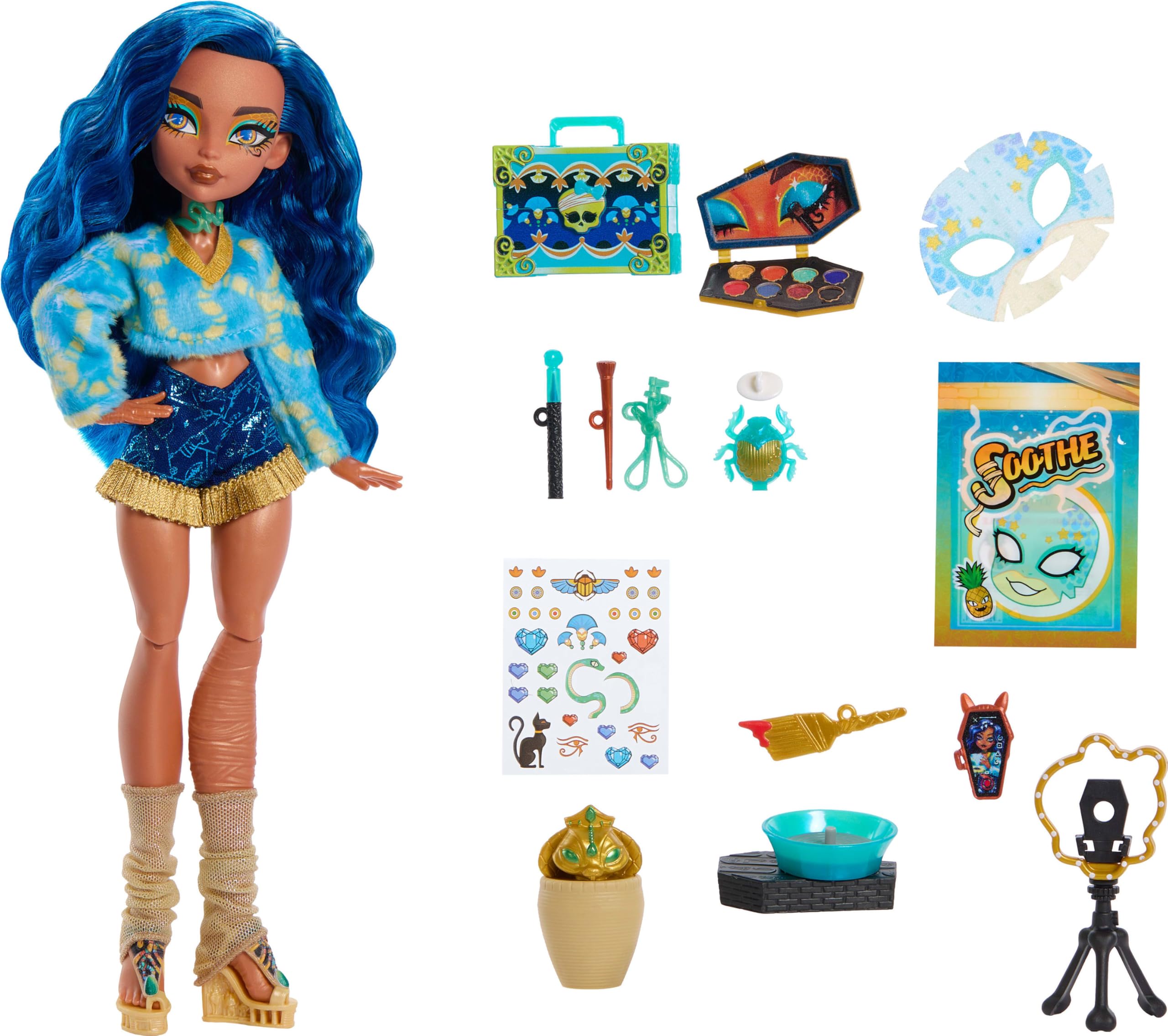 Monster High Self-Scare Secrets Cleo De Nile Doll and Accessories Set with 13 Realistic Surprises Like Pottery Set and Makeup