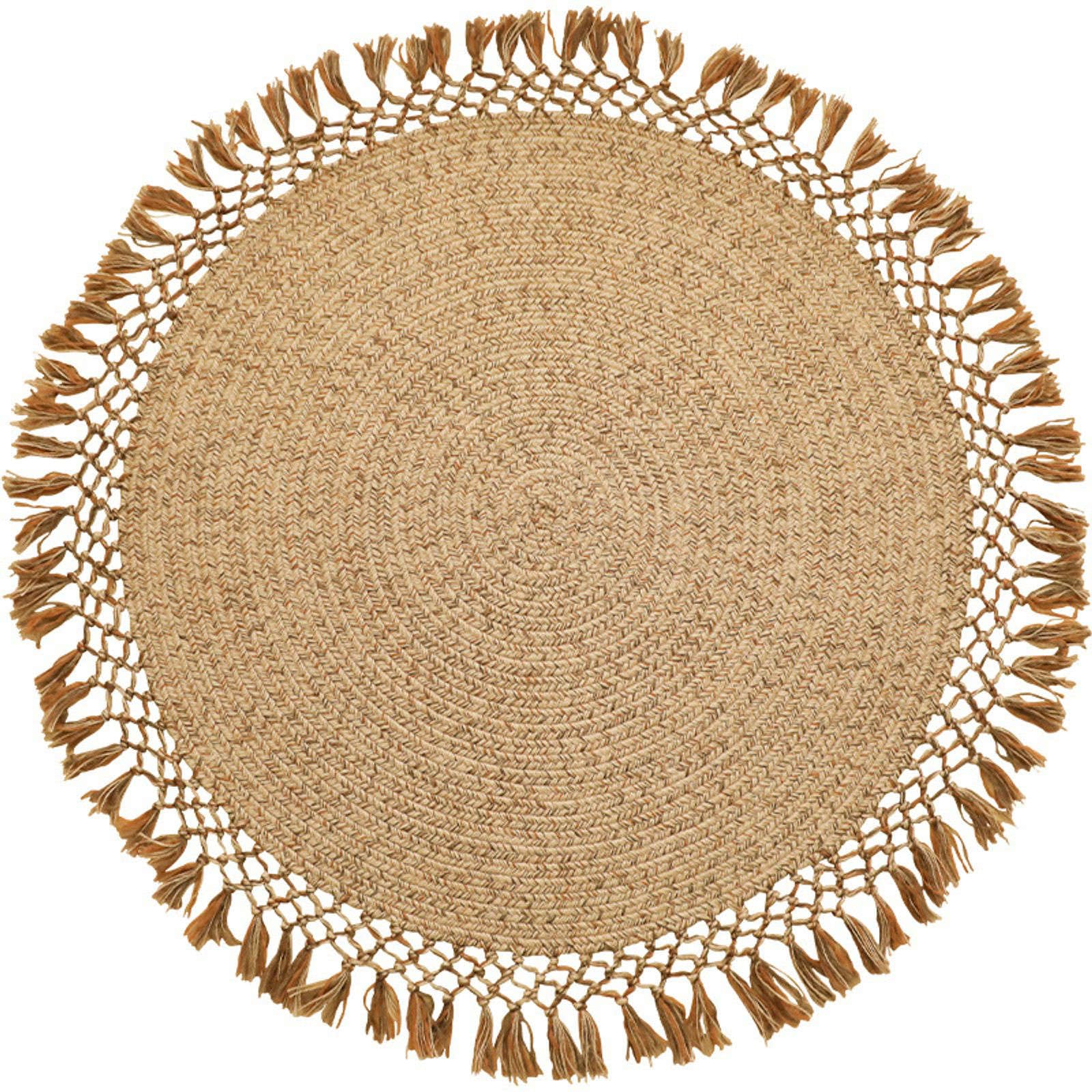 Salon moderne sublimé par le tapis coton et jute shaggy rond