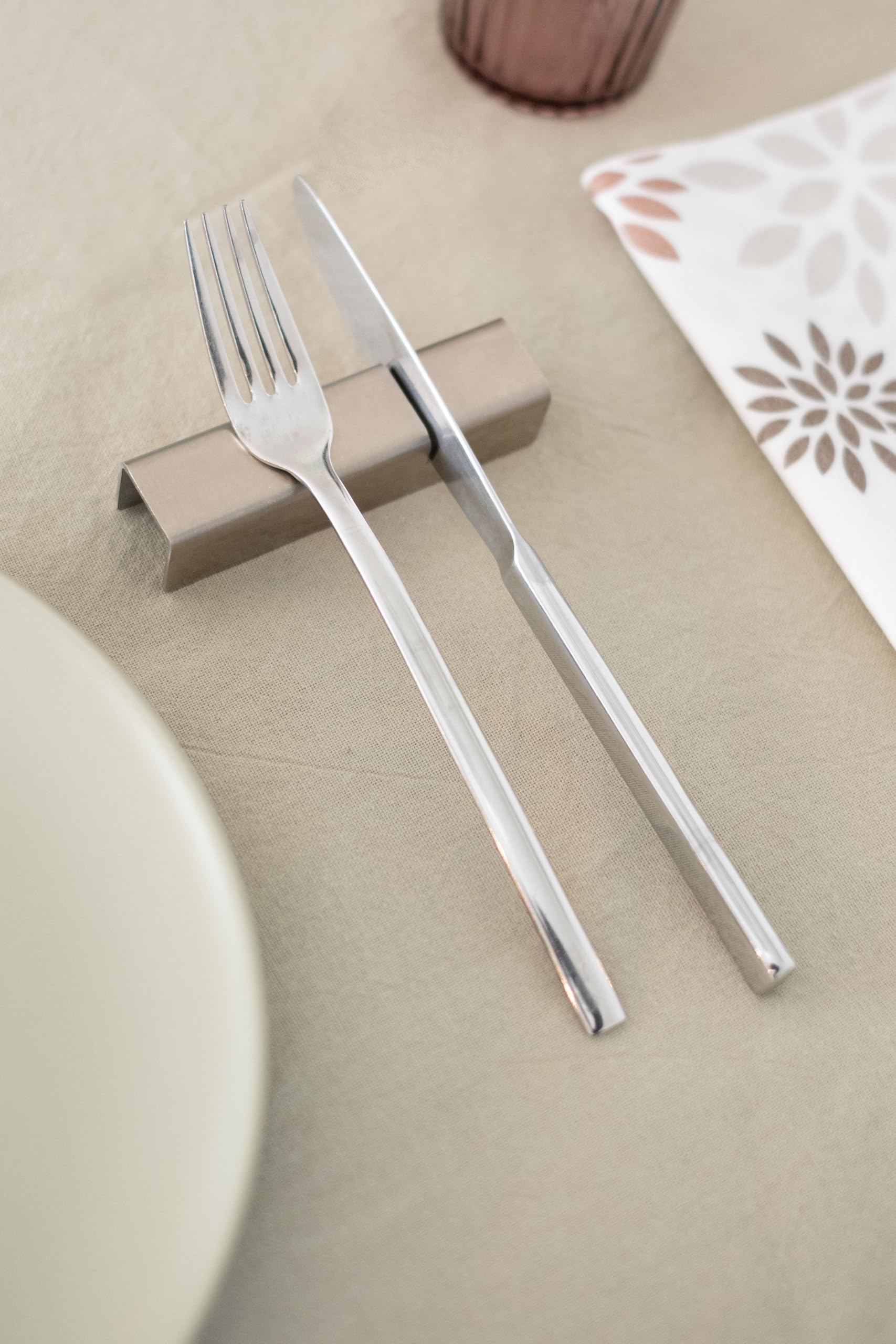 Lot de 4 porte-couverts de table en acier inoxydable, porte-couverts en acier inoxydable, design élégant, idée cadeau pour la table d'un restaurant de luxe
