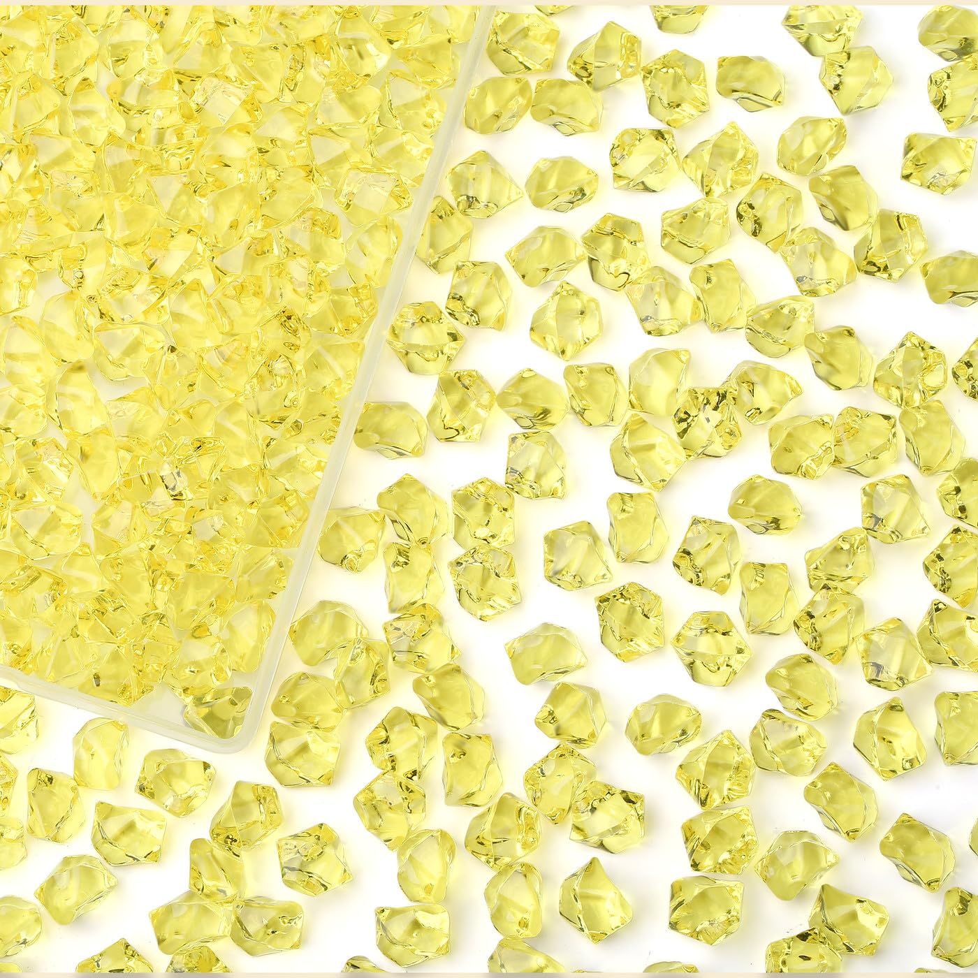 AWARDSEN Yellow Fake Ice Cubes 500 Pcs Acrylic Vase Fillers Yellow Decorative Stones for Vase Fake Diamonds for Vases Fillers Wedding Decor Party Home Decoration Flower Arrangement