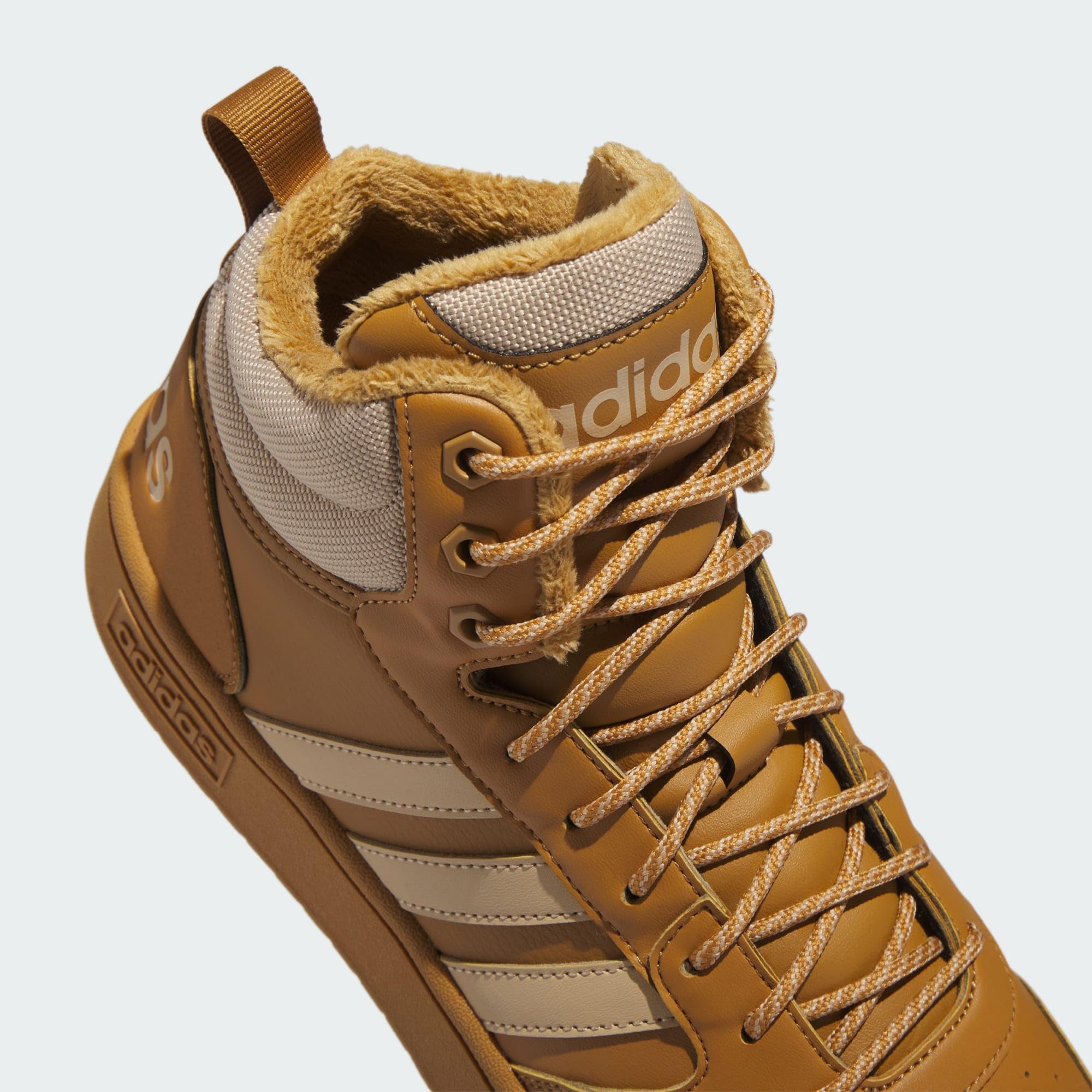 adidas Men's Zapatilla Hoops 3.0 Mid Lifestyle Basketball Classic Fur Lining Winterized