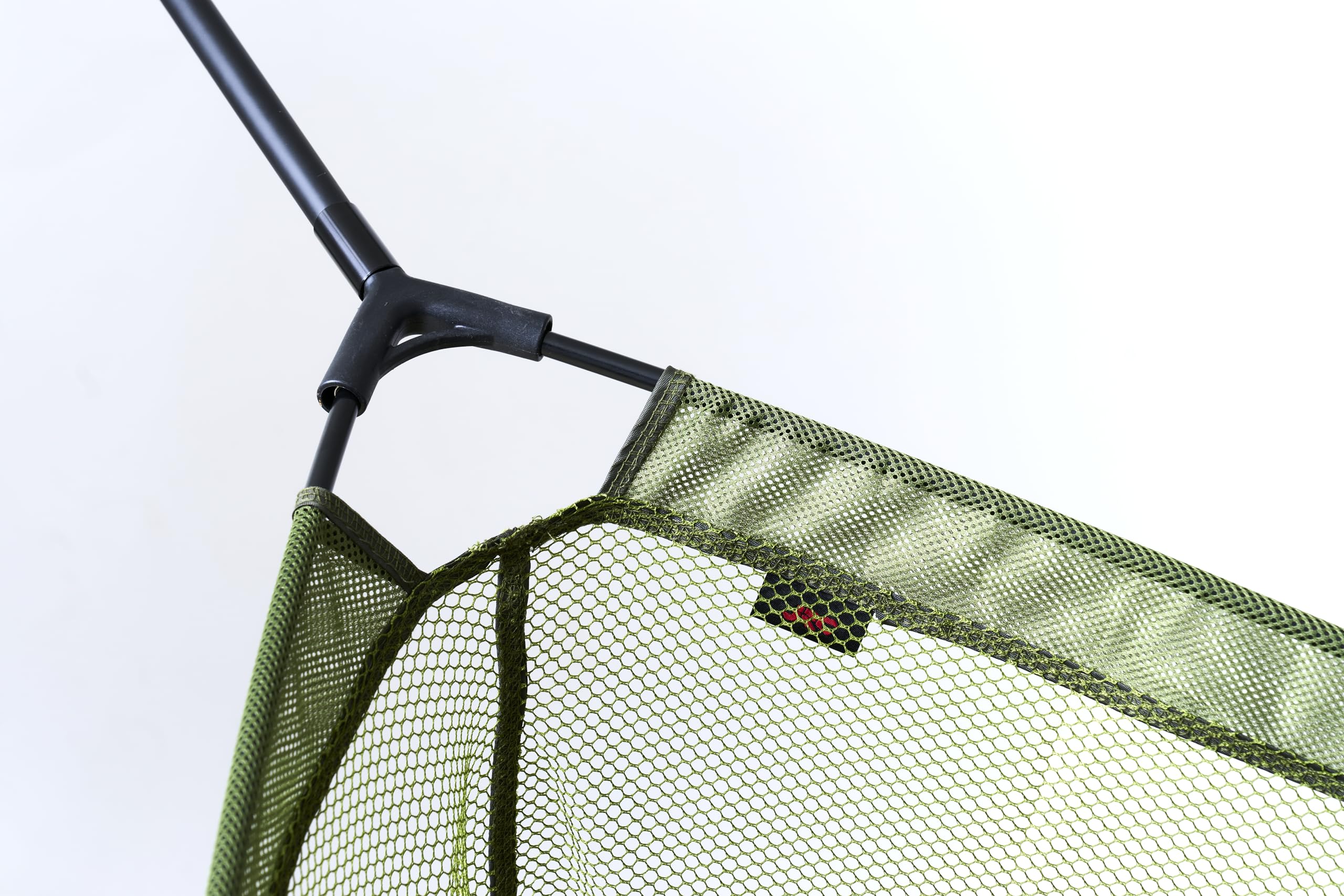 JRC Defender Two Rod Combo – 2 x 3.6m JRC Carp Rods, 2 x Mitchell 6500 Reels, 38" Specimen Net & 6ft Net Handle – Ideal for Carp Fishing