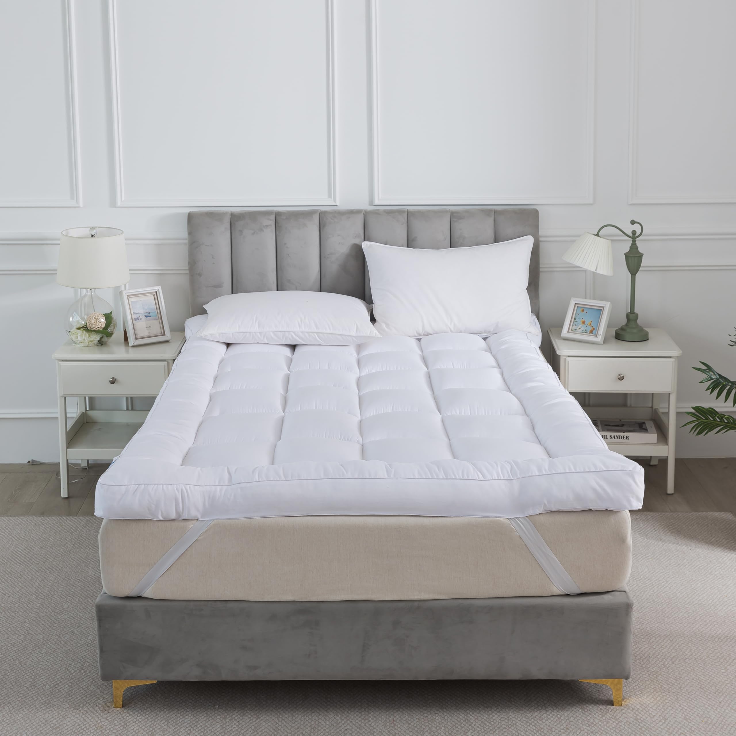 CHILIMILII 10CM Thick Hotel Quality Mattress Topper- Micro Fibre Mattress Enhancer Pad with Easy Fit Straps- Box Stitched- Elastic Corners- Ultra Fluffy and Breathable Topper-Washable (Cot Bed)