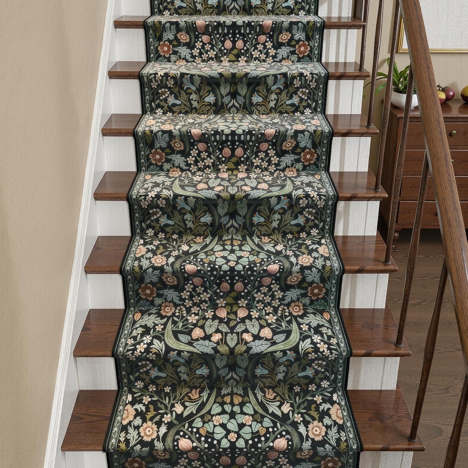 Stair Treads Carpet for Wooden Steps, Non-Slip Washable Reusable Carpet Stair Treads Mat Runner Rugs Polyester Soft Indoor Stair Runner Safety Rugs with Reusable Adhesive for Kids Elders and Pets