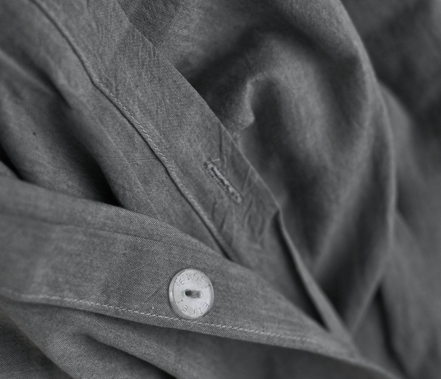 60% оƒƒ Dіѕсоunt Eikei Washed Cotton Chambray Duvet Cover Solid Color Casual Modern Style Bedding Set Relaxed Soft Feel Natural Wrinkled Look (King, Charcoal) Exсluѕіvе Dіѕсоunt 50% Prісе Eikei Washed Cotton Chambray Duvet Cover Solid Color Casual Modern Style Bedding Set Relaxed Soft Feel Natural Wrinkled Look (King, Charcoal)