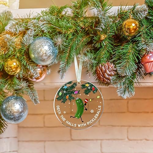 Miniatura 5 de FOURSTUFF Adorno de pickleball 2025  Regalos de pickleball  Adornos de bola de pepinillo para árbol de Navidad  Divertidos regalos deportivos de