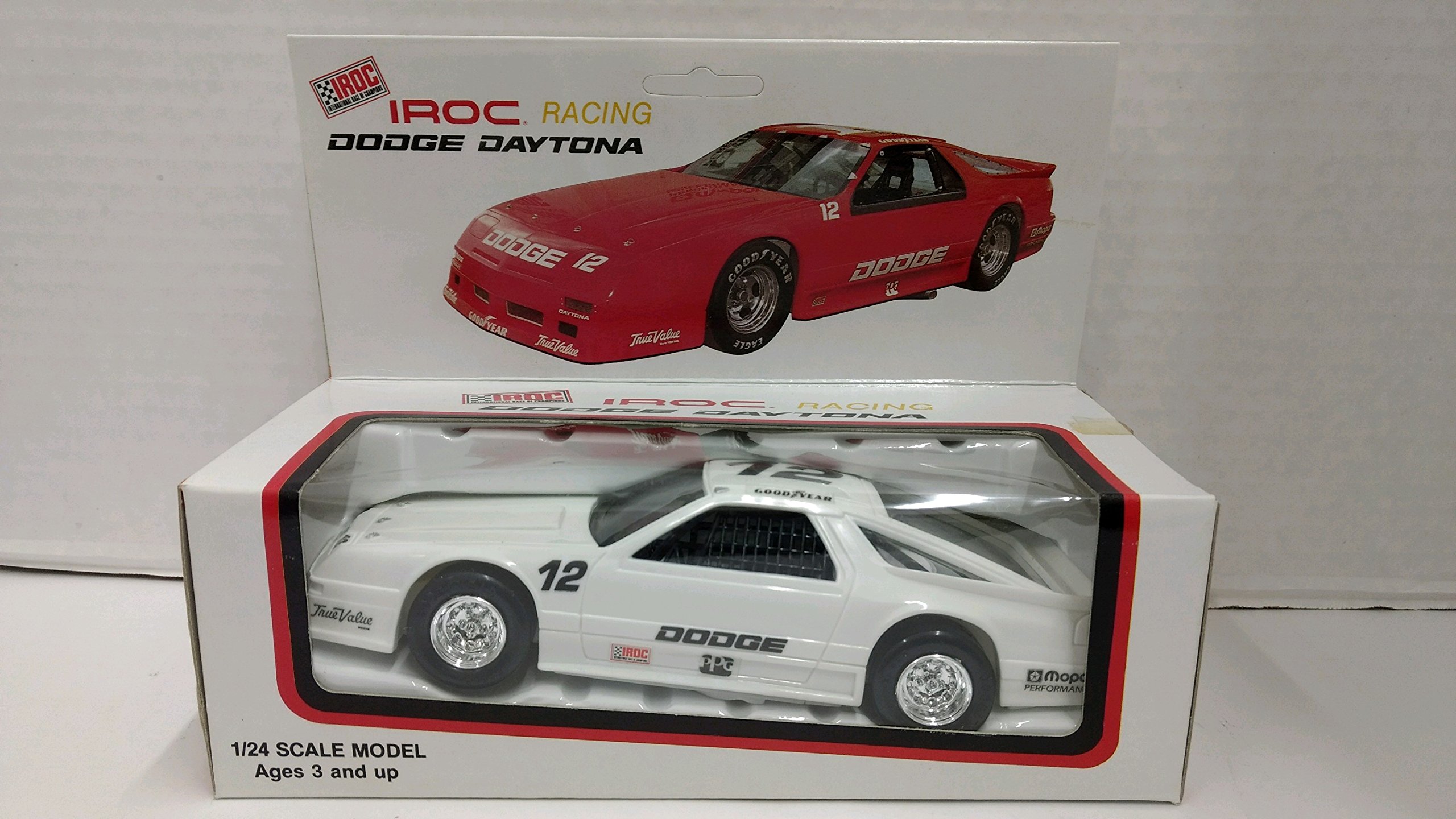 Modellino Auto ALFA ROMEO GIULIA 1600 SUPER Scala 1:24 Diecast - Foto 4