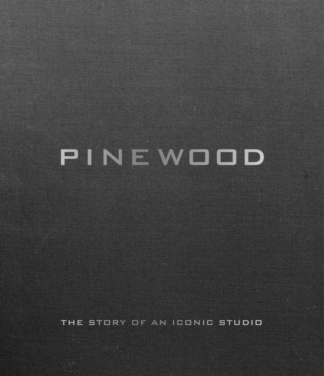 Pinewood: The Story of an Iconic Studio Hardcover – 8 Dec. 2016