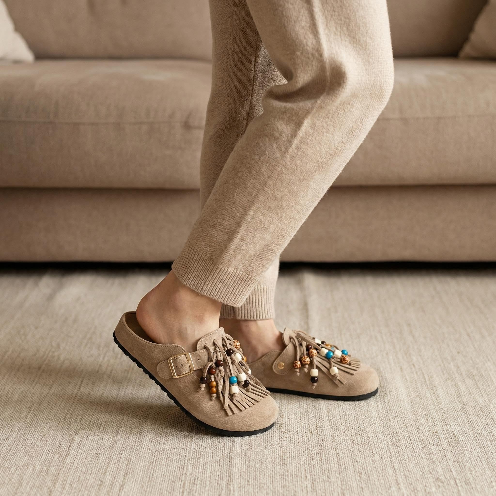 Zuecos para Mujer Estilo Boho con Flecos y Cuentas Decorativas, Ante Sintético, Suela EVA Antideslizante, Hebilla Ajustable 36-41