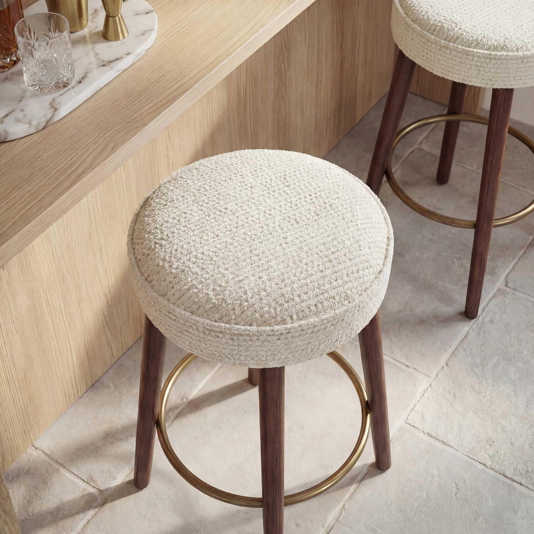 Set of 2 Chenille Bar Stools, 68cm Counter Height Upholstered Kitchen Bar Chairs with Solid Wood Legs, Modern Kitchen Island Stools for Breakfast Counter, Dining Room, Home Bar, Beige — view 6