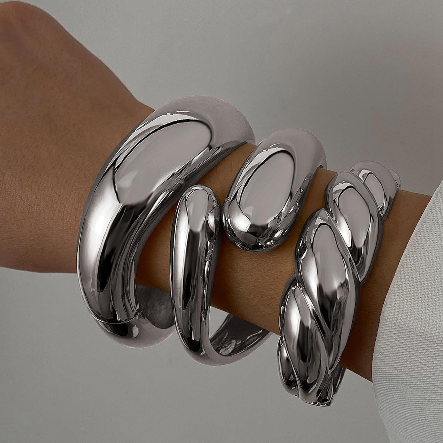 3Pcs Chunky Gold Bangle Bracelets for Women Gold Plated Big Stackable Bangles Set Trendy Statement Cuff Bracelet Fashion Jewelry Gifts - Image 3