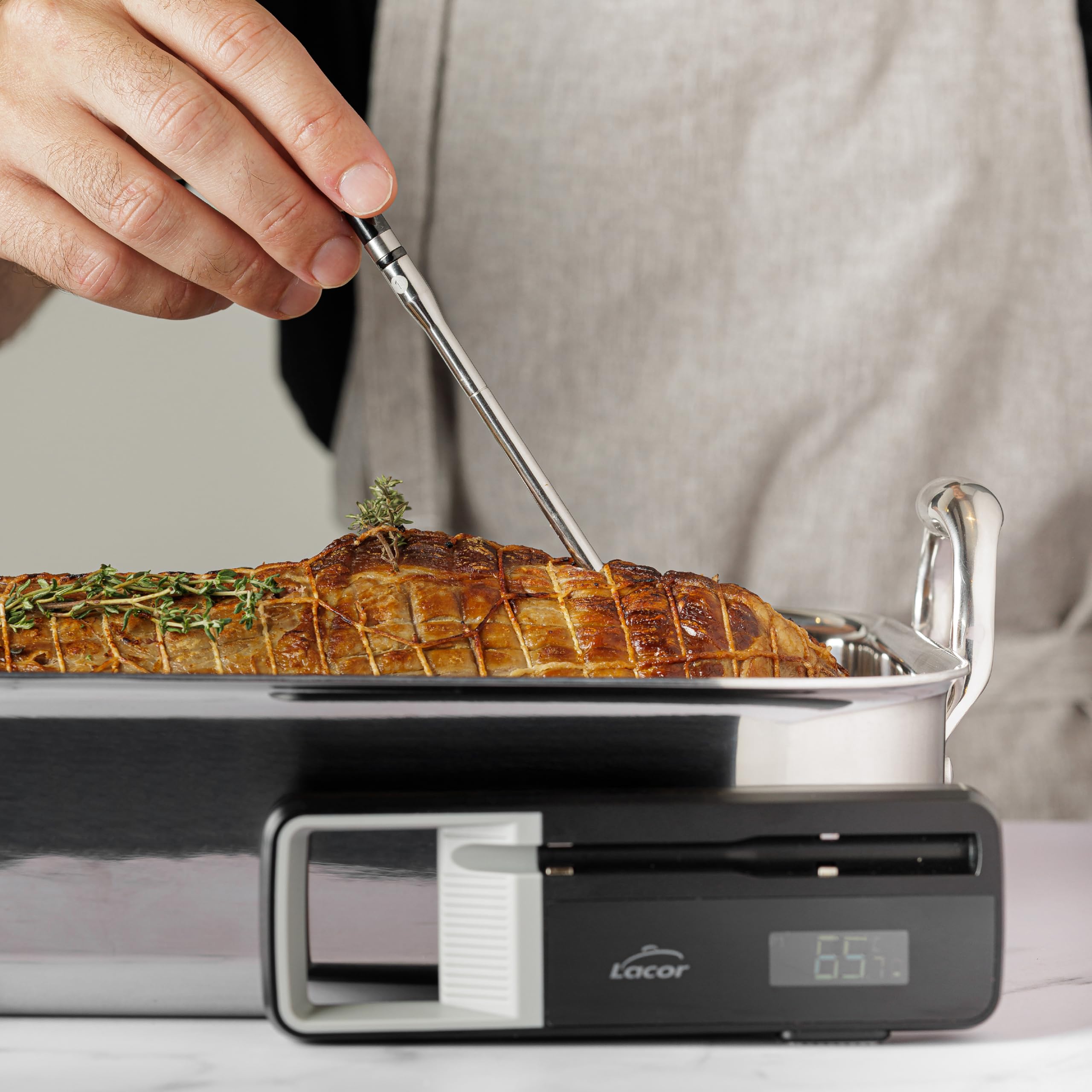 Lacor 62243 - Termómetro Bluetooth con Sonda Inalámbrica de 14 cm | En acero inoxidable, para un uso práctico y profesional en cocina; ideal para cocina profesional y uso diario en casa