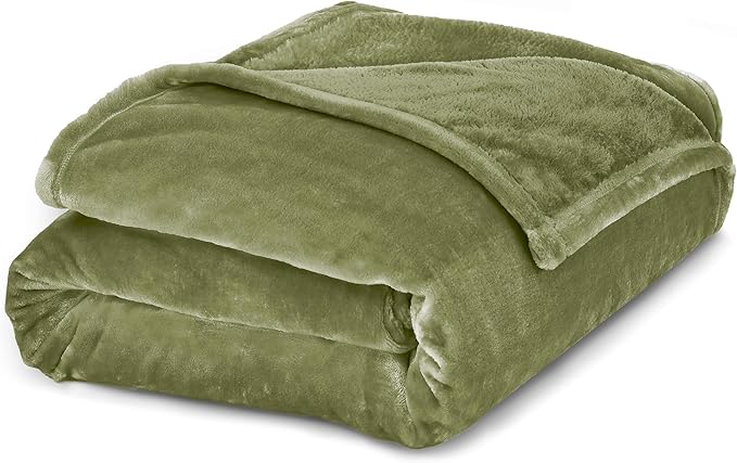 أمازون السعودية بطانية ماستر هوم تكستايل - صوف - مقاس 2.3×1.7 متر - لون أخضر.