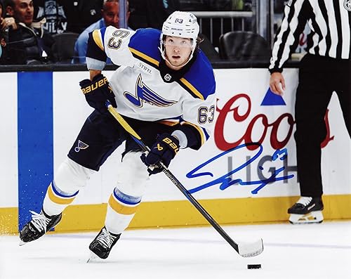 Martin St. Louis Signed 8x10 Photo (Fanatics) Martin St. Louis Signed 8x10 Photo (Fanatics) — officially licensed fan gear