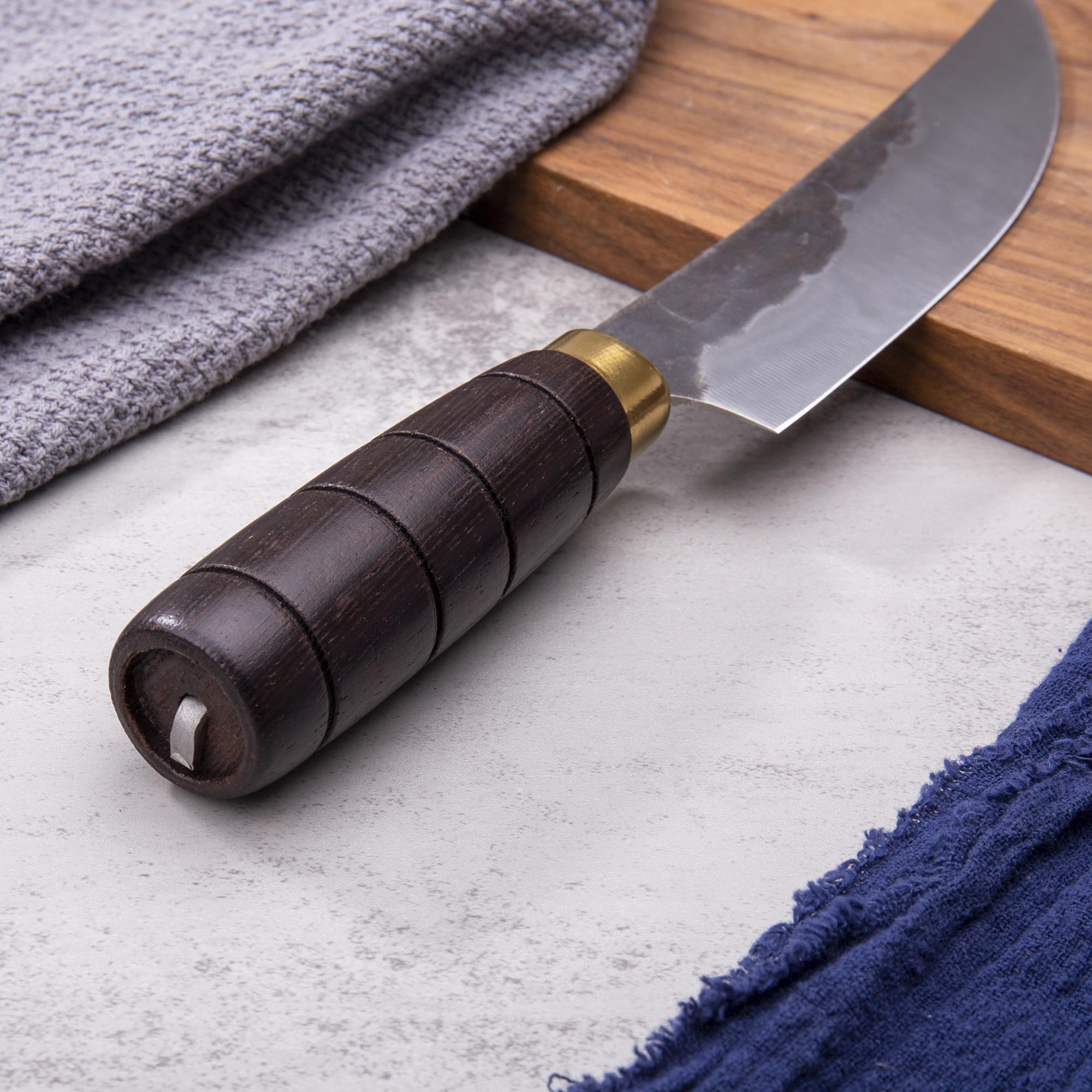 SHANGDAO Coltello da chef, coltello da cucina forgiato nero con lama in acciaio inossidabile altamente elastico, coltello da chef artigianale professionale, impugnatura ergonomica e confezione regalo