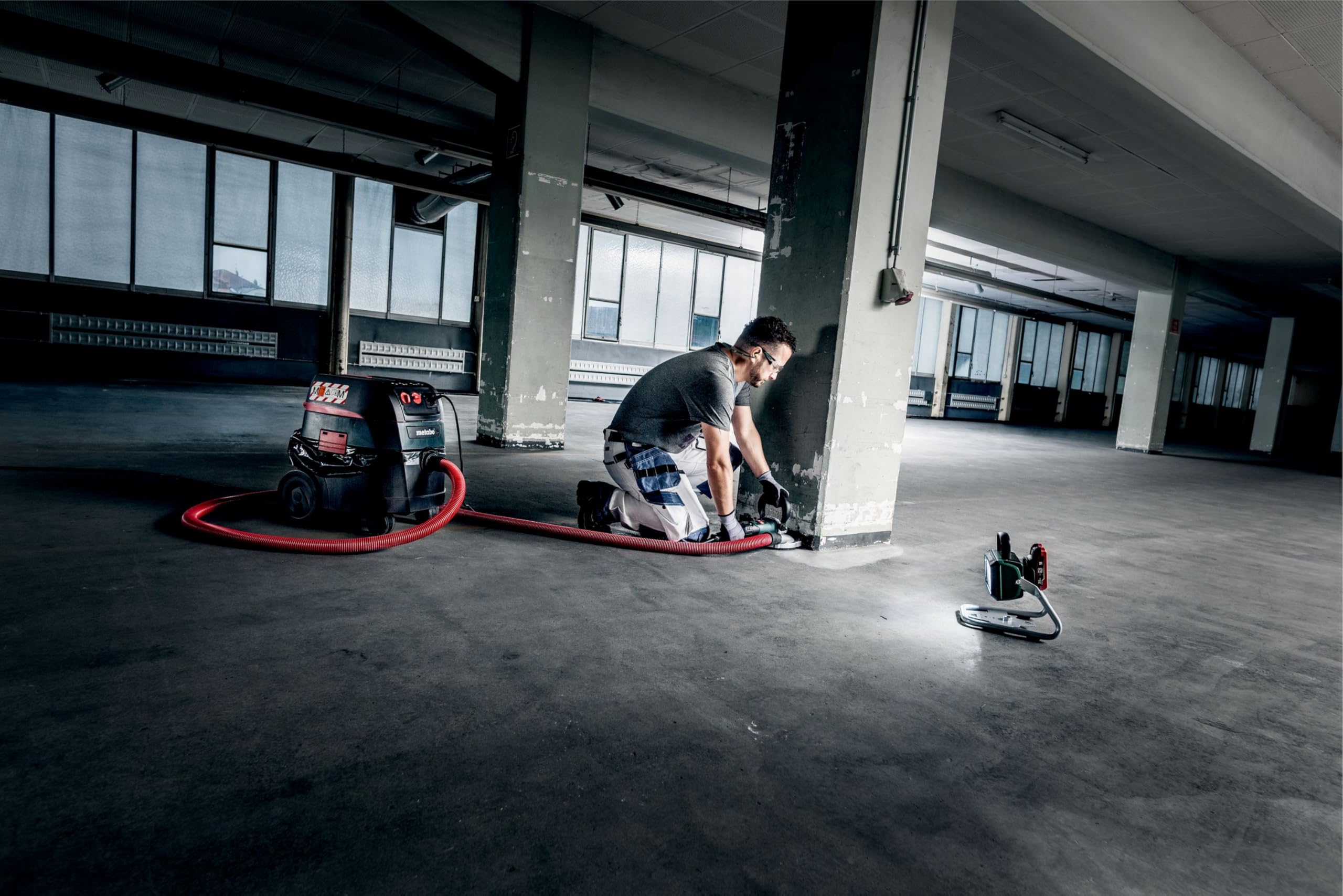 Metabo Smerigliatrice RSEV 19-125 RT 1900W - Con Disco Diamantato E Valigetta