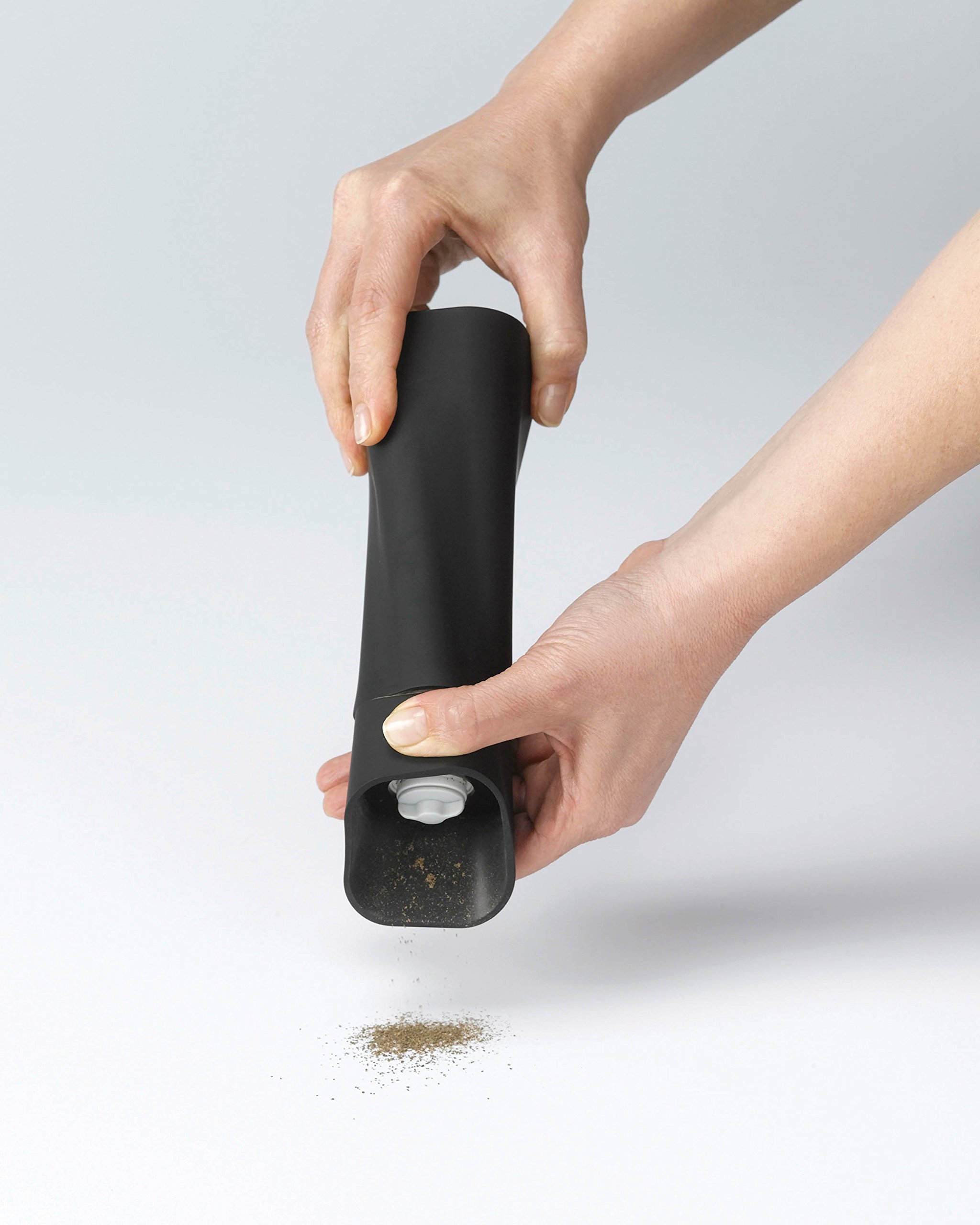 ZevroIndispensable Spice Mill, Black