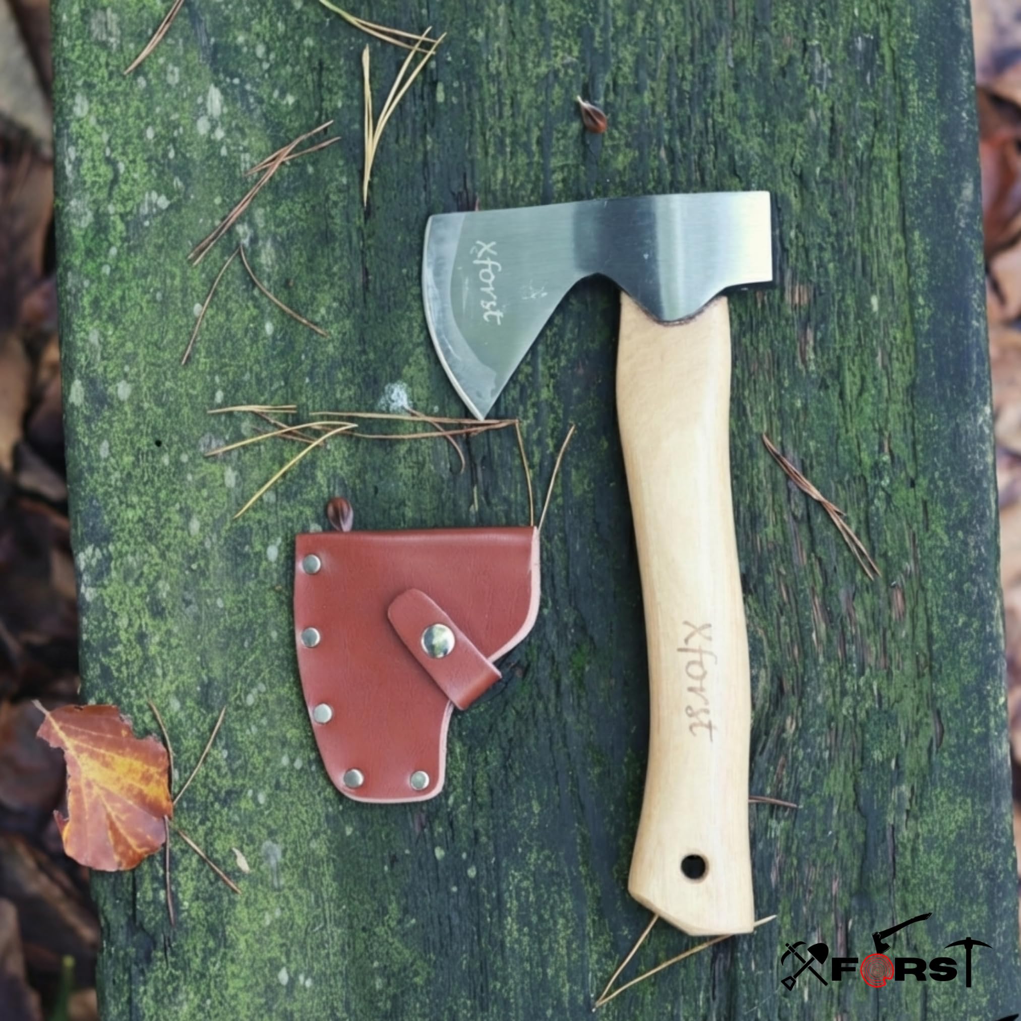 Xforst Hache Viking X-AG1– Hachette de Trekking et Outdoor avec Manche en Bois de Hickory & Étui de Protection en Cuir Véritable – 27 cm – 0,67 kg