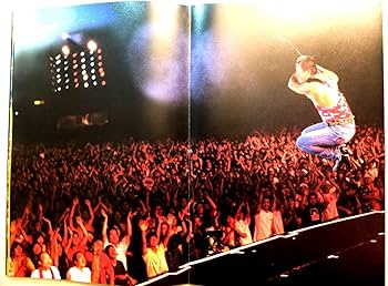 長渕剛 TSUYOSHI NAGABUCHI Keep On Fighting Live 2003 パンフレット