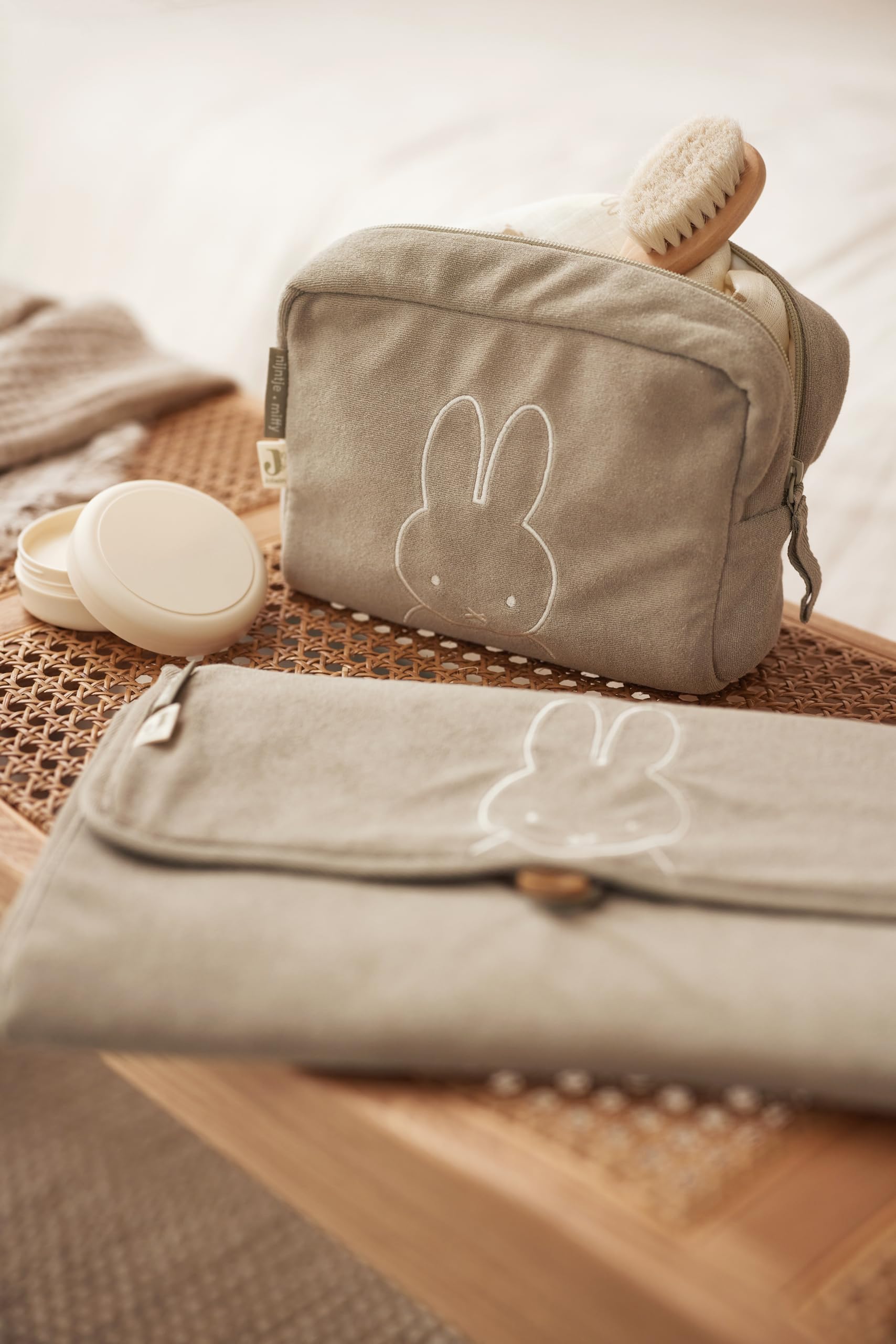Jollein Miffy Trousse à Couches en Tissu éponge Vert Olive, Miffy, Vert Olive, Sac à Couches en Tissu éponge/Trousse de Maquillage/Organisateur