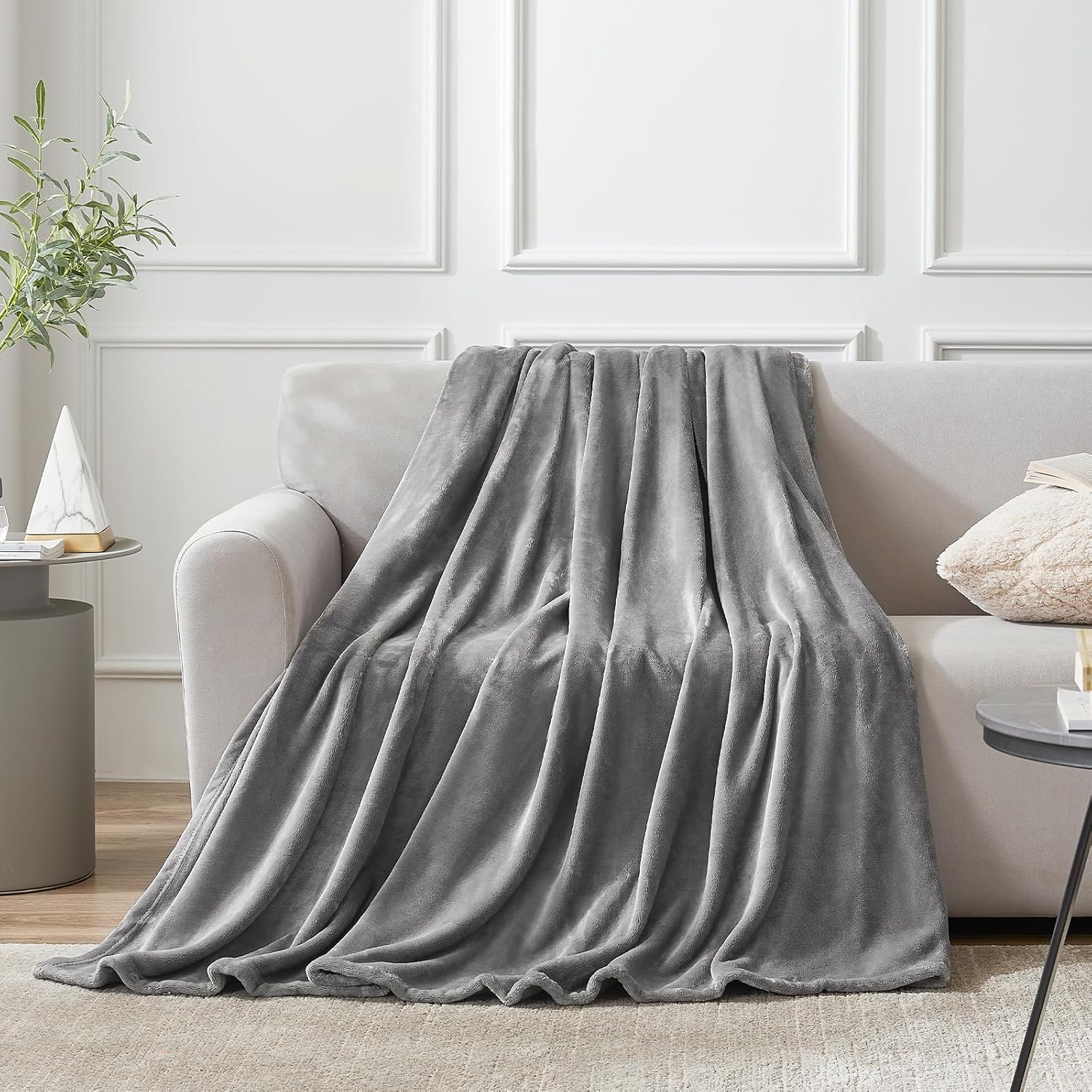 Hansleep Fleece Blanket Twin Size Grey, Soft Cozy Twin Blanket, Fuzzy Flannel Blanket for Bed, Sofa, Couch, Travel, Camping, 60 x 80 Inches - Image 2