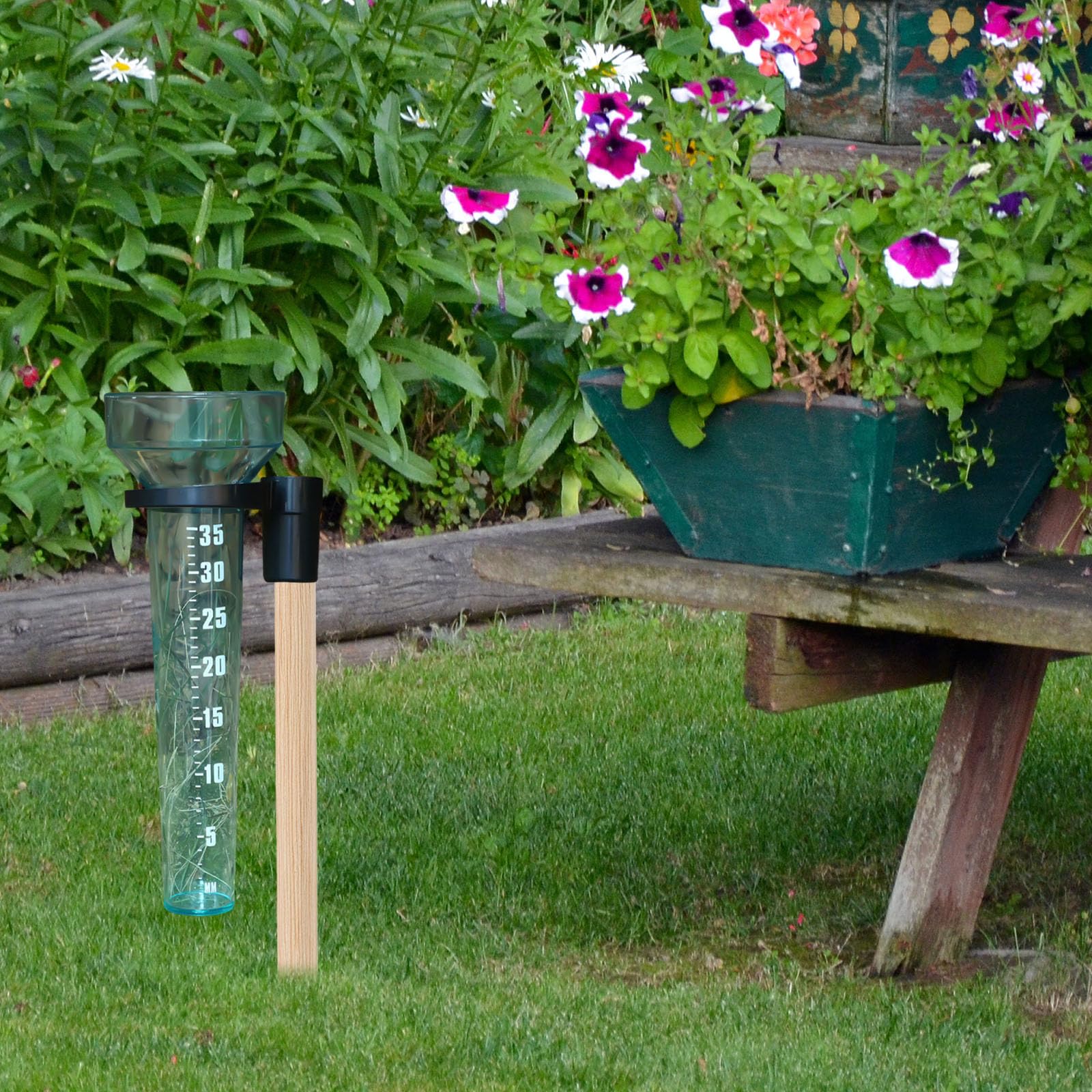 Robuster Kunststoff-Regenmesser 35 mm mit Halterung, einfach zu montieren for Garten, Bauernhof & Außenbereich