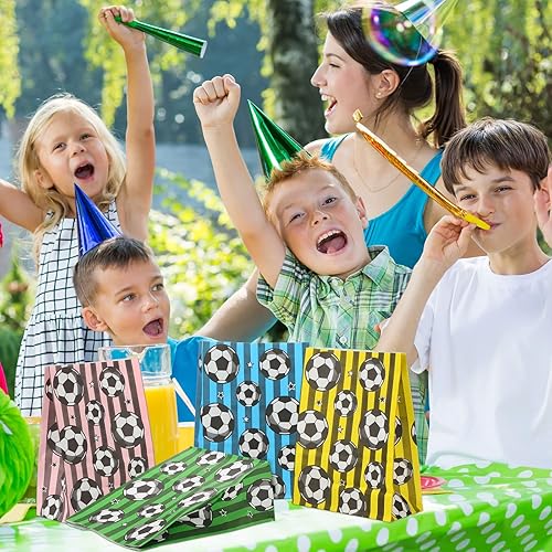 Miniatura 3 de Chrisfall 30 bolsas de recuerdo de fiesta de fútbol, suministros para fiestas de cumpleaños con temática de fútbol, bolsas de dulces reutilizables,