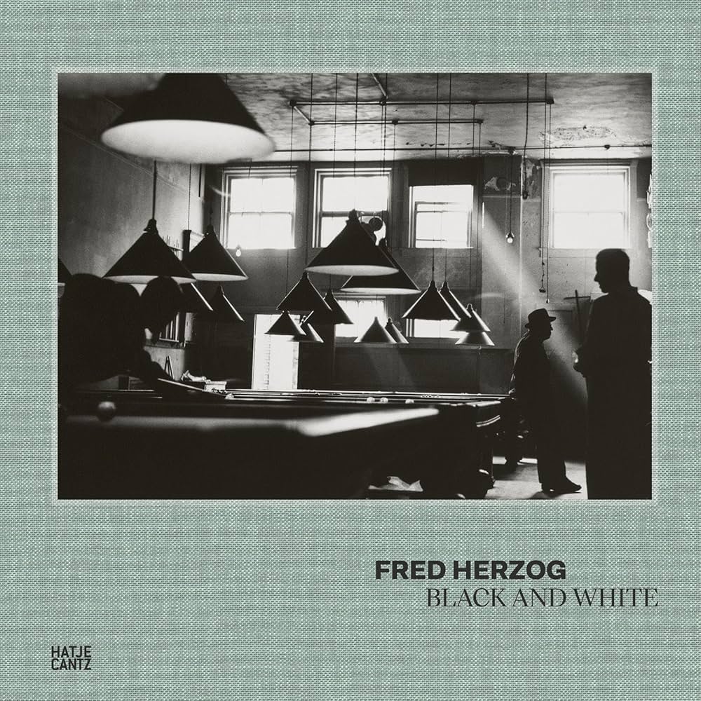 洋書 Fred Herzog: Photographs Fred Herzog: Modern Color : Herzog, Fred: Amazon.pl: Książki