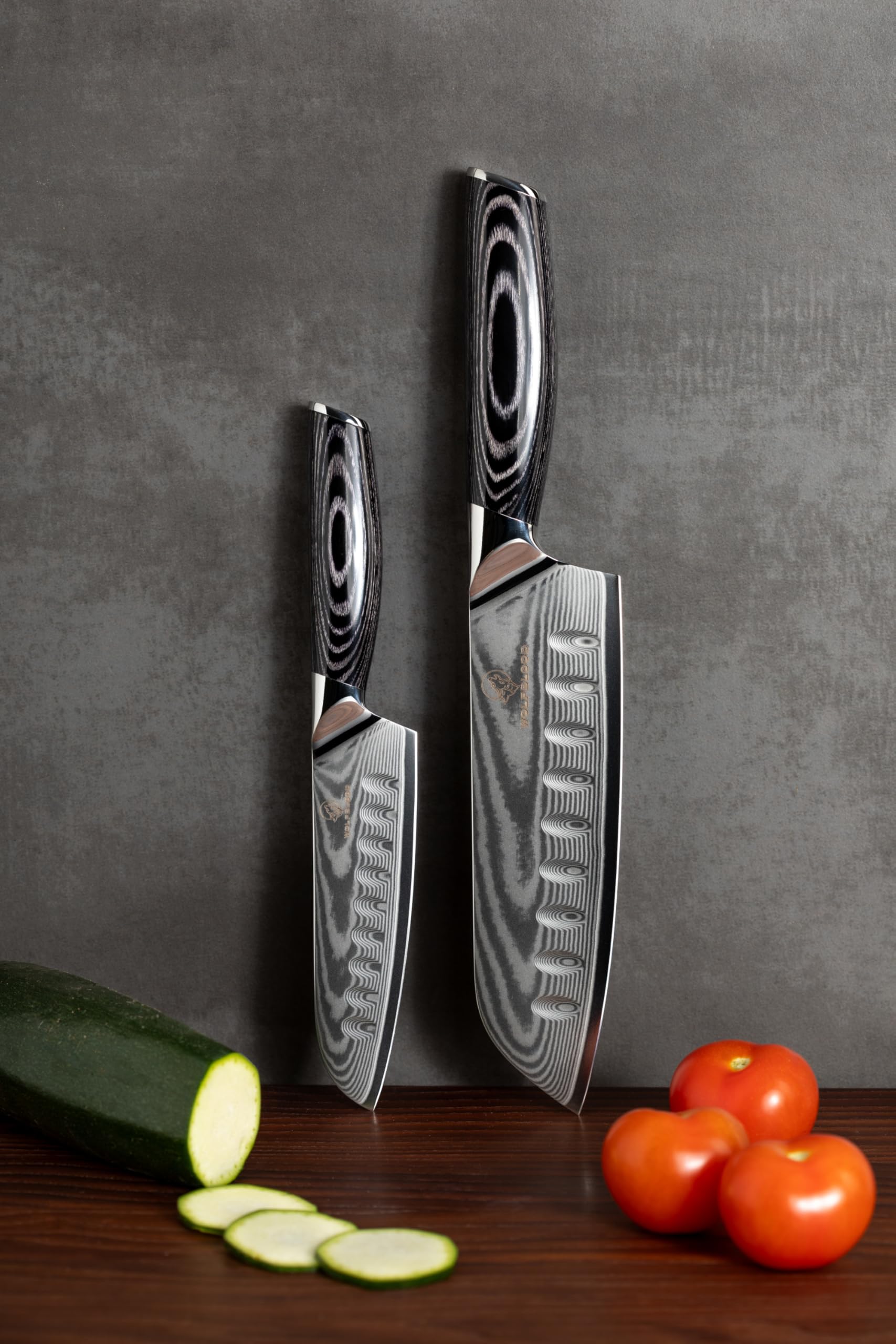 Wolfblood PRO 2er Santoku Damastmesser Set XL (31cm und 23 cm) TÜV geprüfter 62 HRC Damaststahl aus 67 Lagen I Damast Küchenmesser Set mit Santokumesser Holzgriff Geschenkbox & Klingenschutz