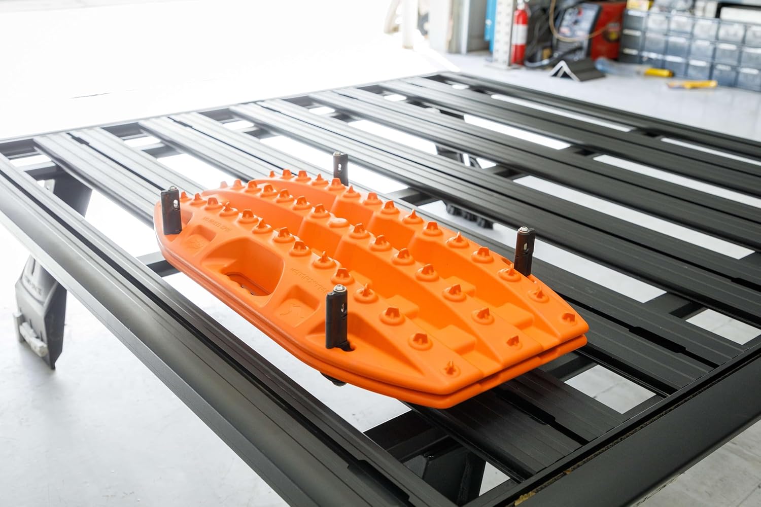 MaxTrax Mini Mounting Plate (Mini Plate with Rhino Rack Hardware)