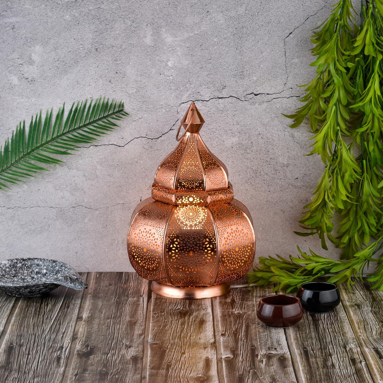 Marrakesz lampa i latarnia w jednym z metalu o wielkości 30 cm | lampa stołowa Lamisa miedziana jako orientalna dekoracja