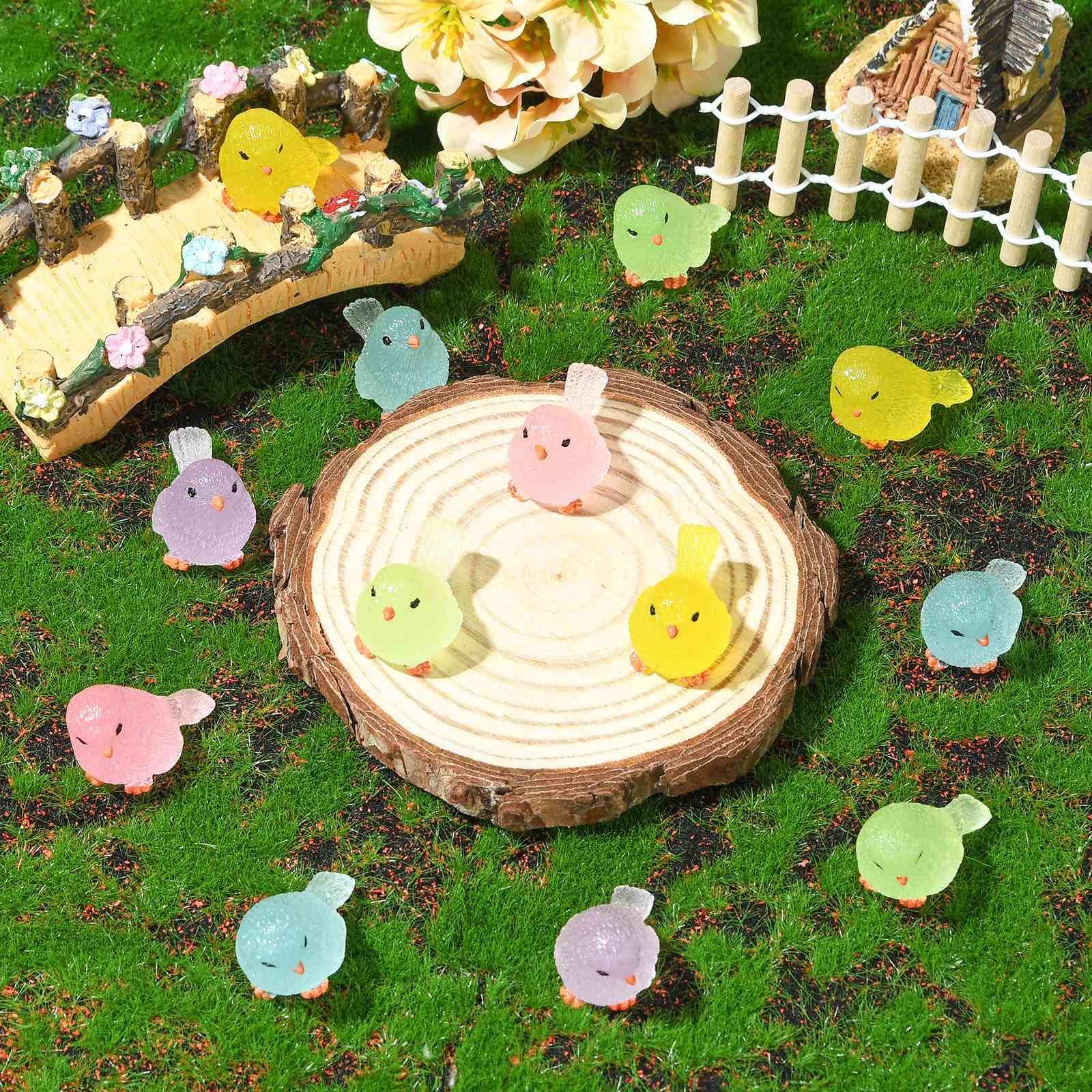 Stiesy Lot de 20 figurines d'oiseaux phosphorescentes, 10 styles de mini oiseaux lumineux pour micro paysage, décoration de jardin féérique, loisirs créatifs et décorations de bureau