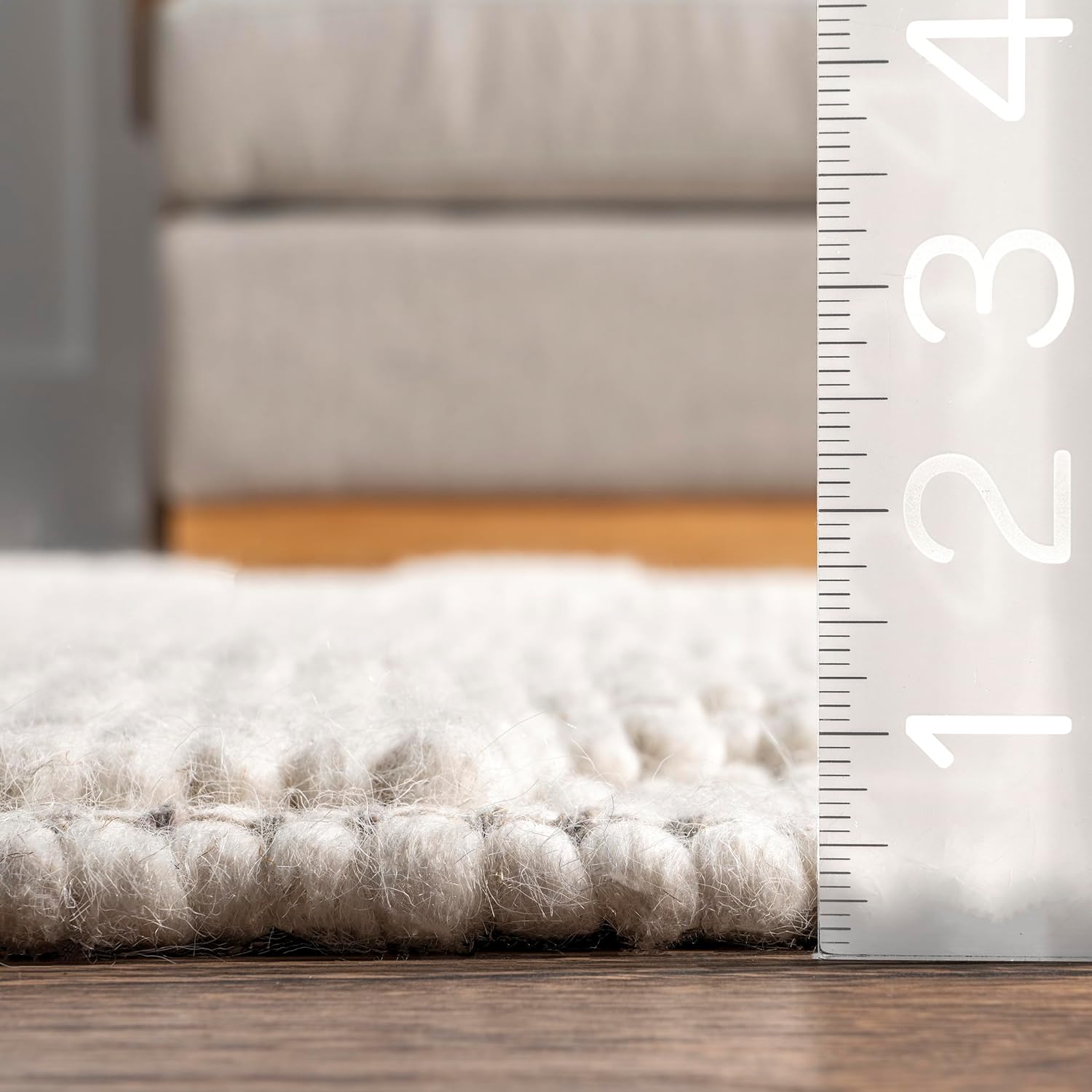 Ivory Geometric Flat Woven Wool 4' x 6' Area Rug