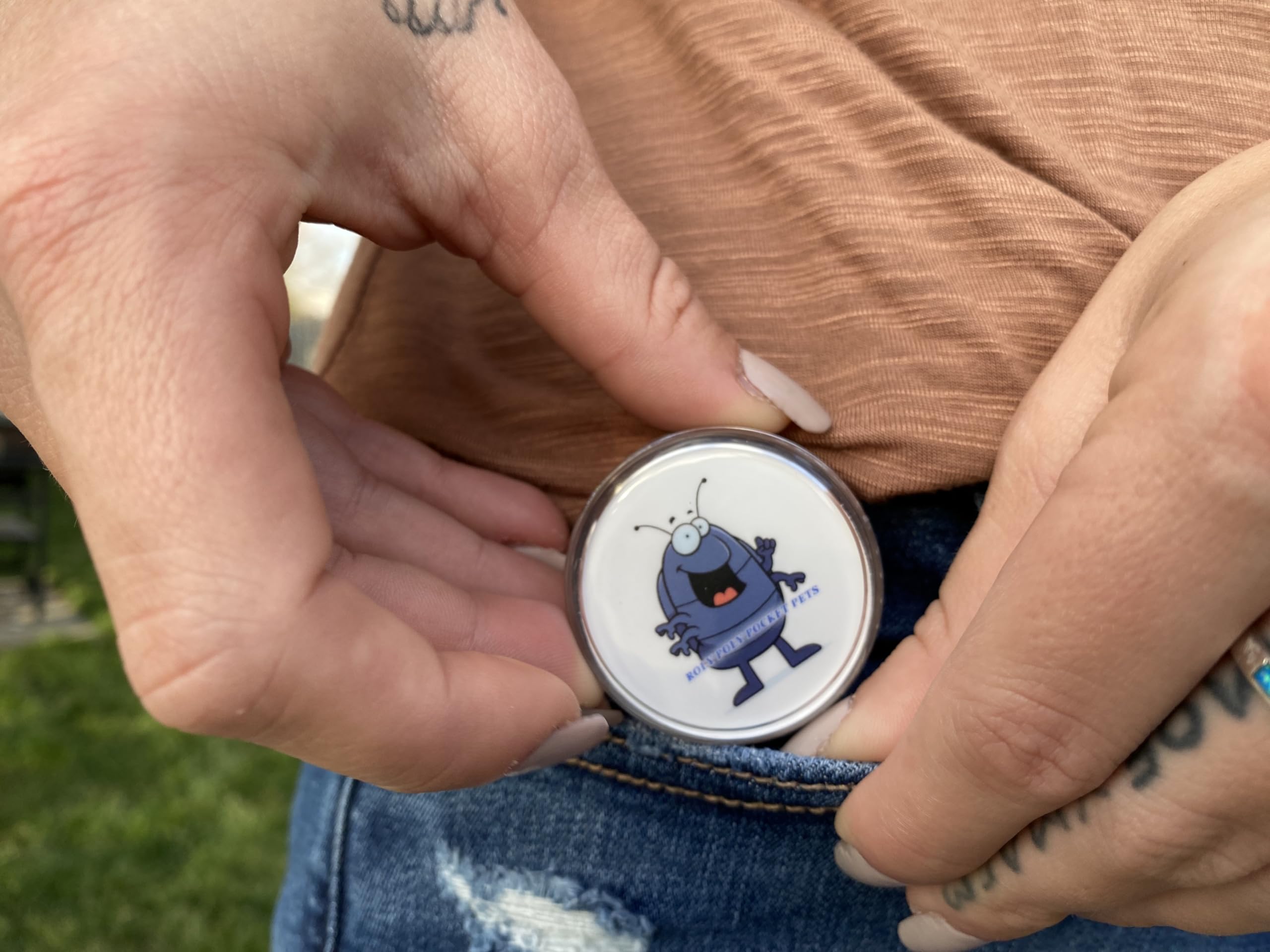 Pocket Pet Habitat Including Exotic Roly Poly Voucher (Pocket Habitat with 5 Giant Orange Rolies)