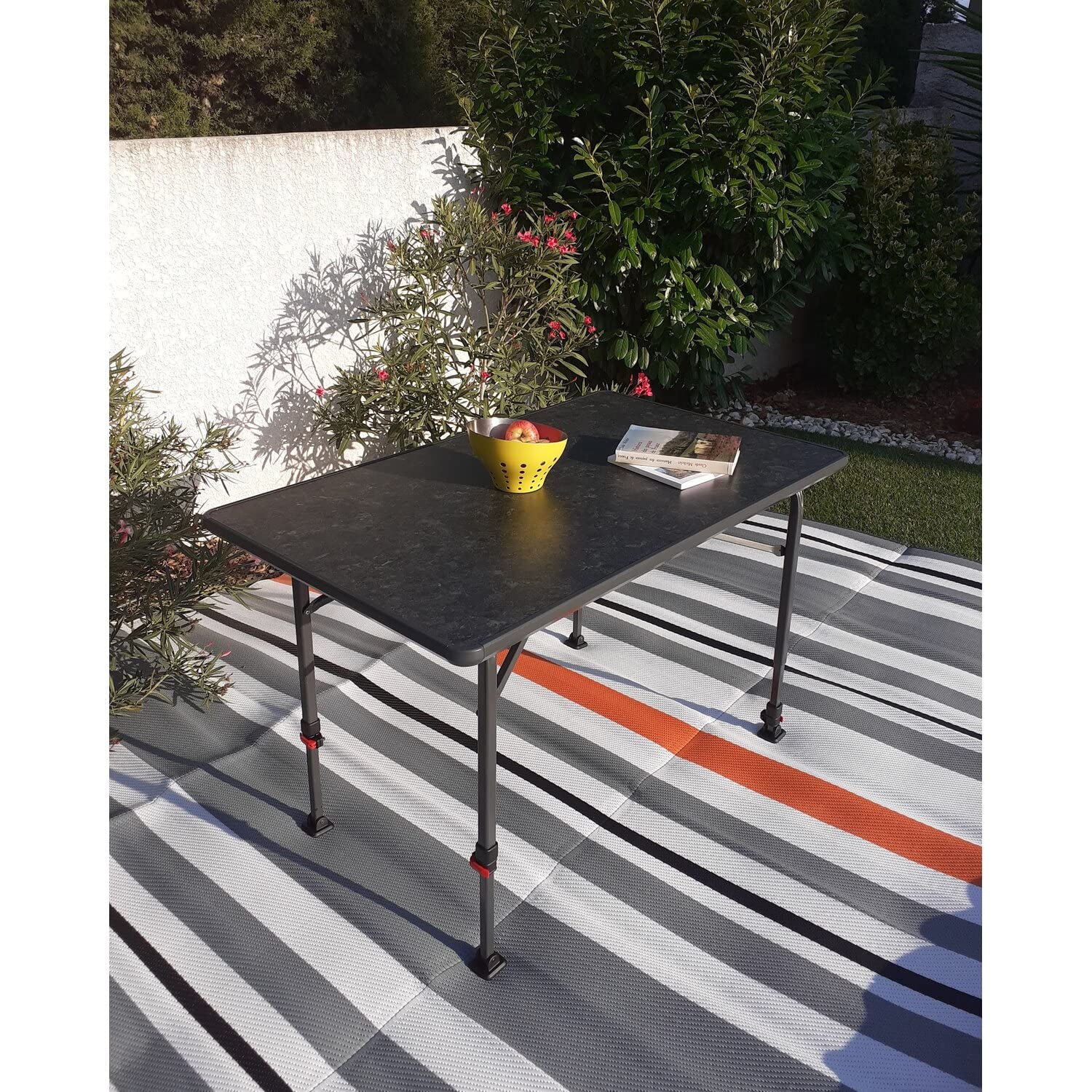 Table Levita