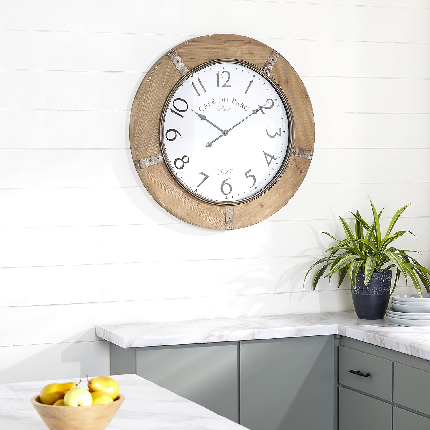 Deco 79 Wood Decorative Wall Clock for Home and Room, 32" x 2" x 32", Brown