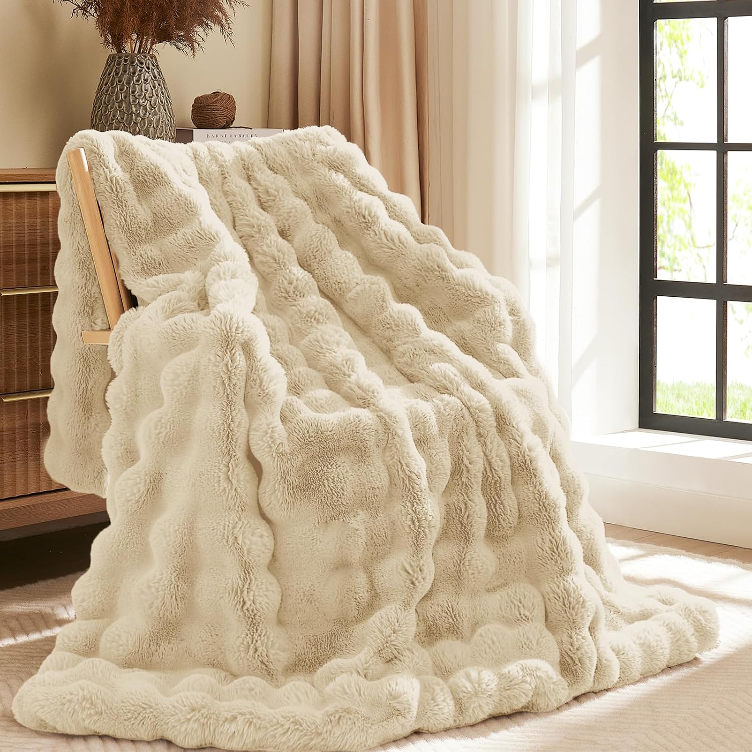 L’AGRATY Faux Rabbit Fur Blanket: 60″ x 80″ Twin Luxury Soft Fluffy Thick Fur Throw Blanket for Couch Bed Sofa – Cozy Plush Bubble Blankets for Winter: Flannel Fleece Decorative Blanket(Almond White)