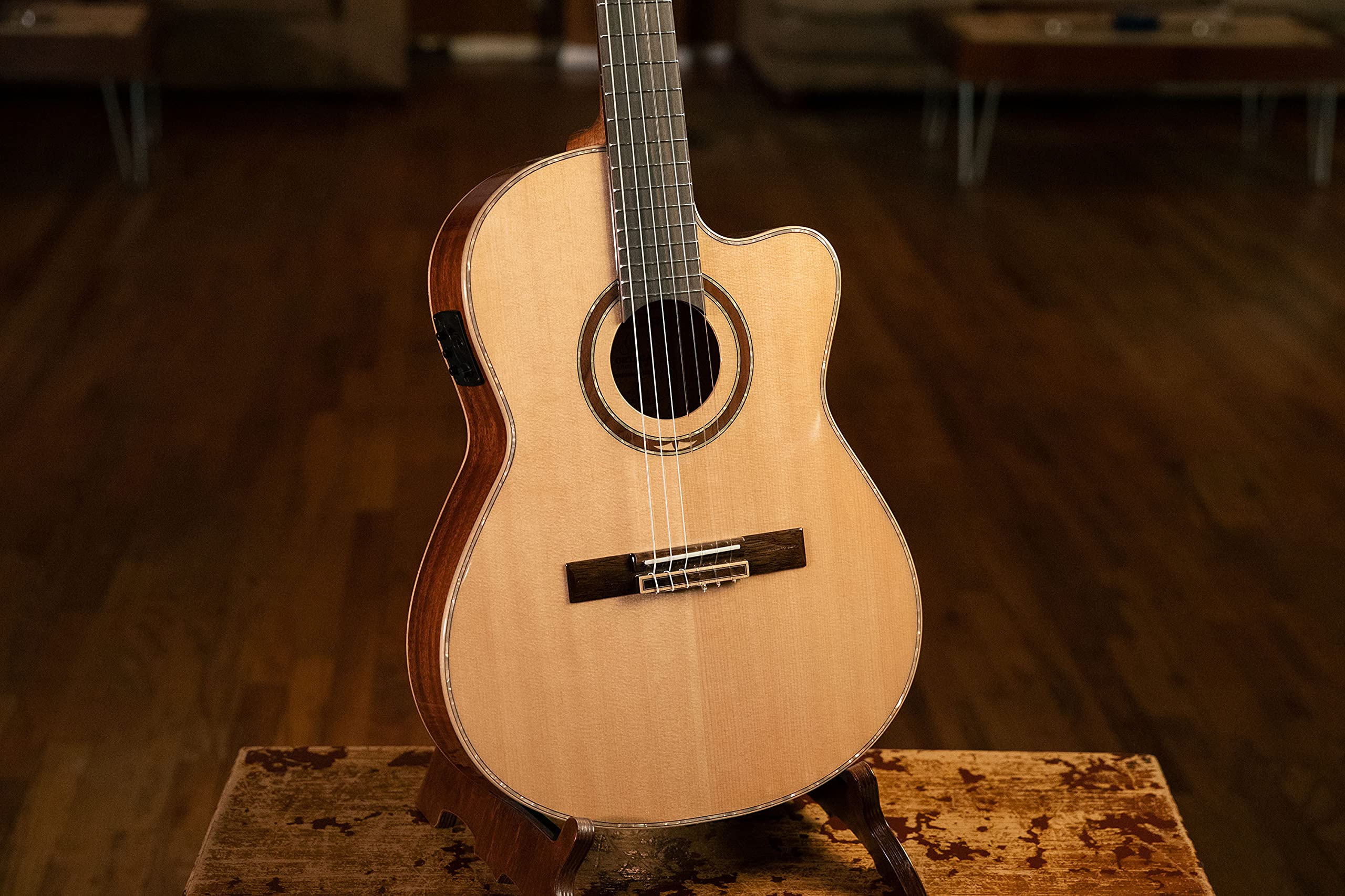 Guitarra acústico-eléctrica ORTEGA Performer Series 4/4 Slim Neck - + Bolsa, RCE138-T4