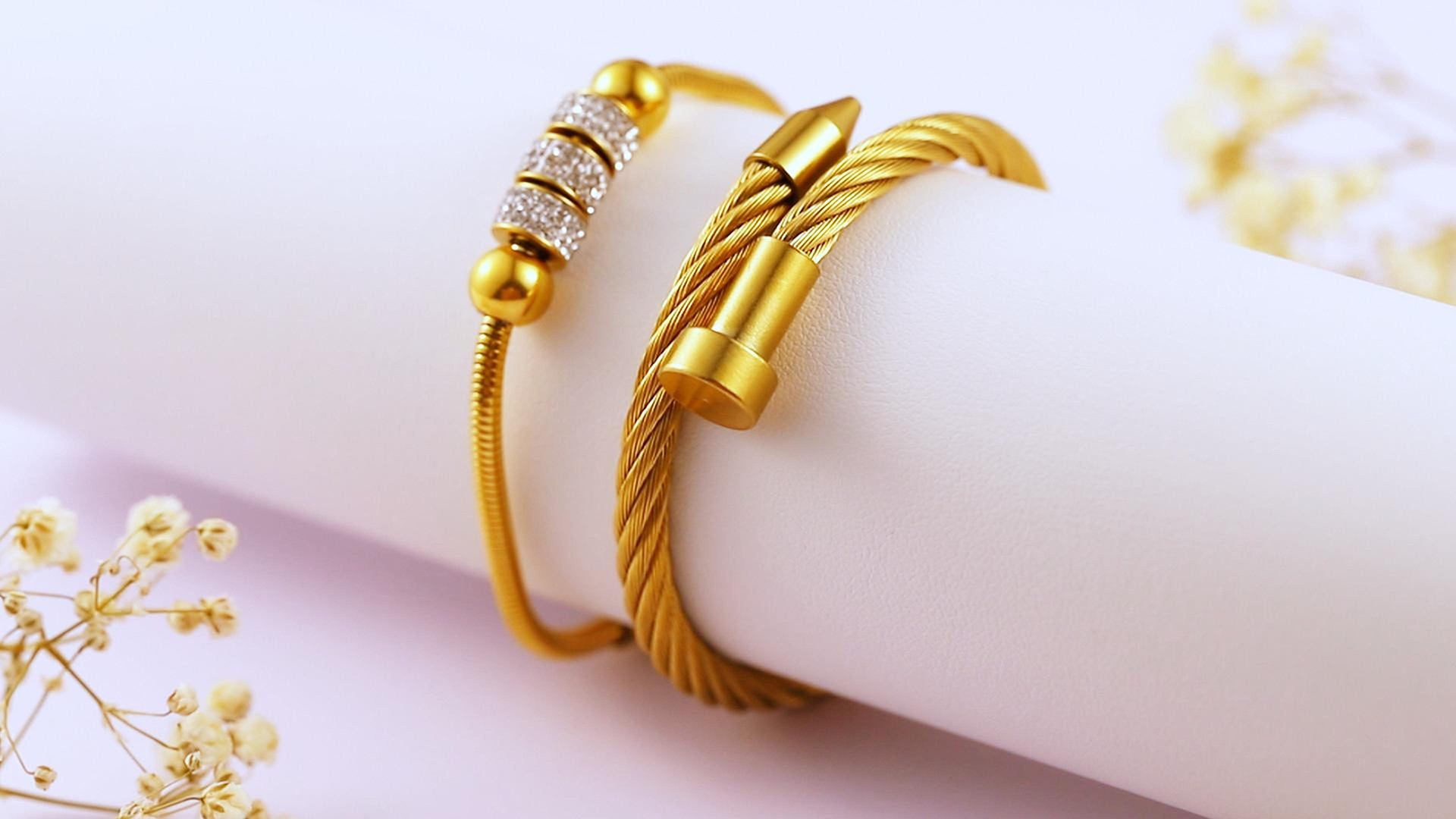 Amazon.com: LCTrusttmor Gahna 18K Gold Plated Bangle Bracelet for