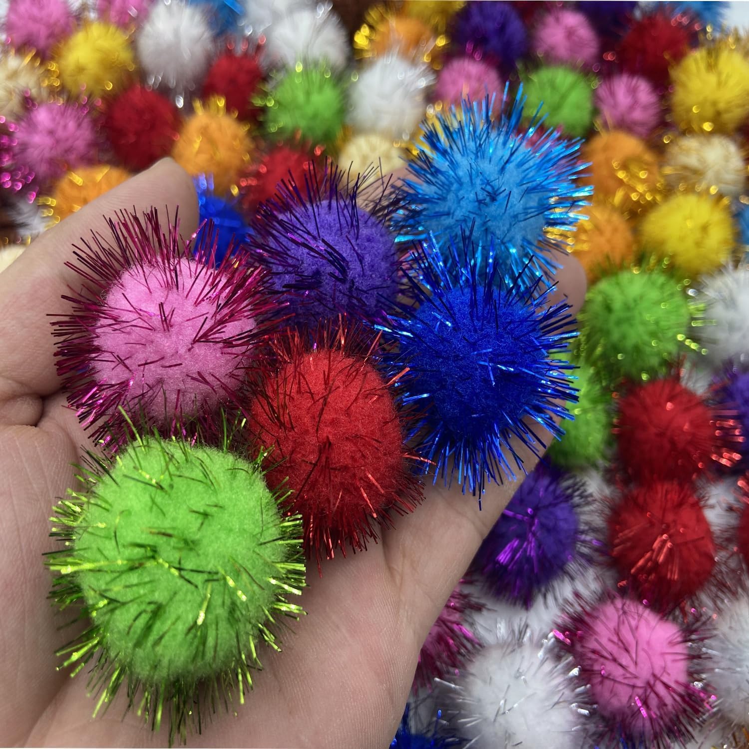 ポンポンページ Amazon.co.jp: ポンポンボール (2.5CM 50個入り ラメポンポン) : ホビー